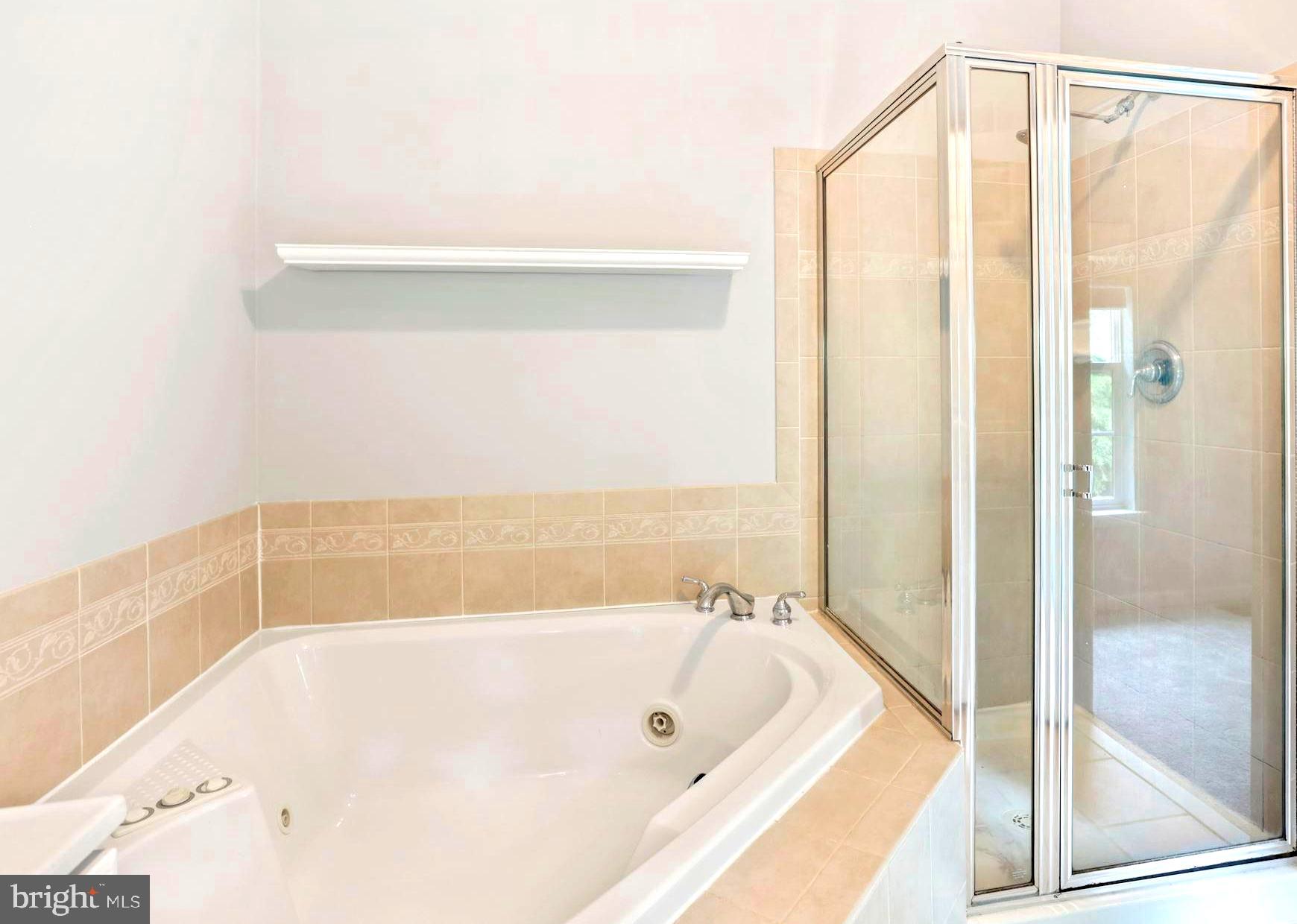 CREEKSIDE COVE - Residential