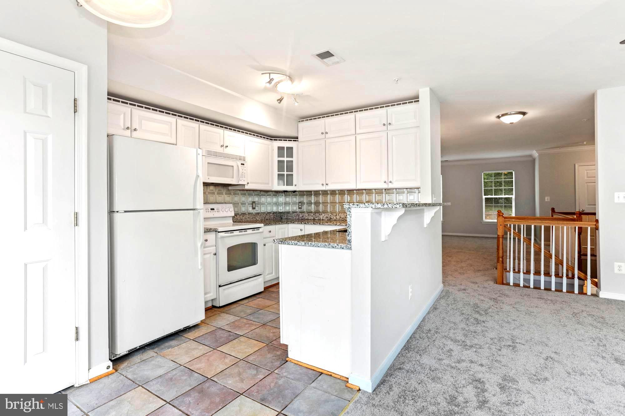 CREEKSIDE COVE - Residential