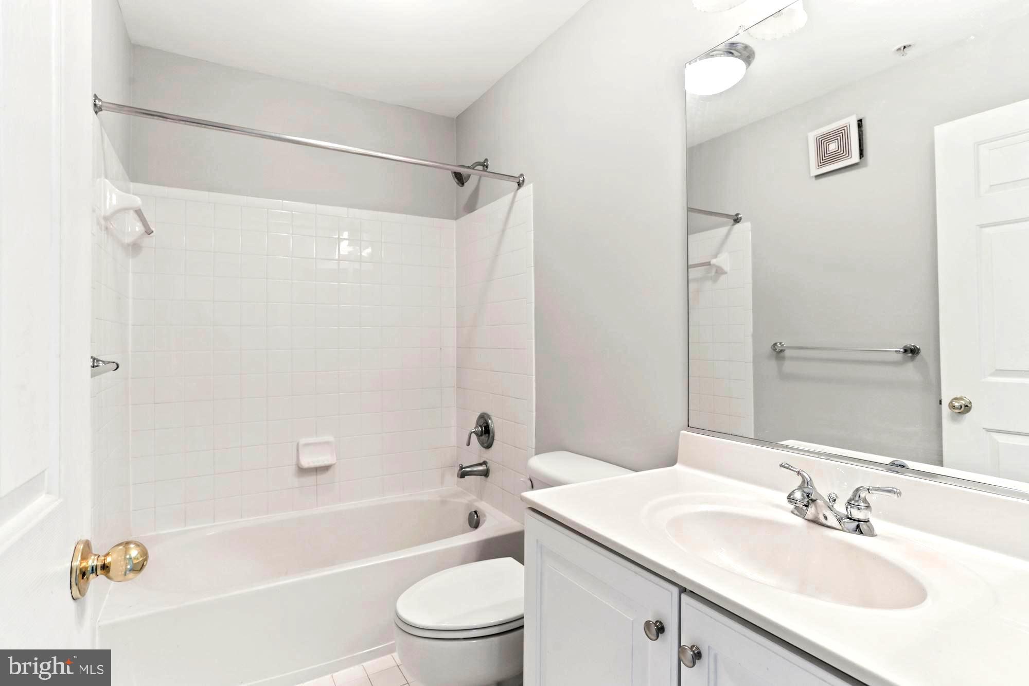 CREEKSIDE COVE - Residential