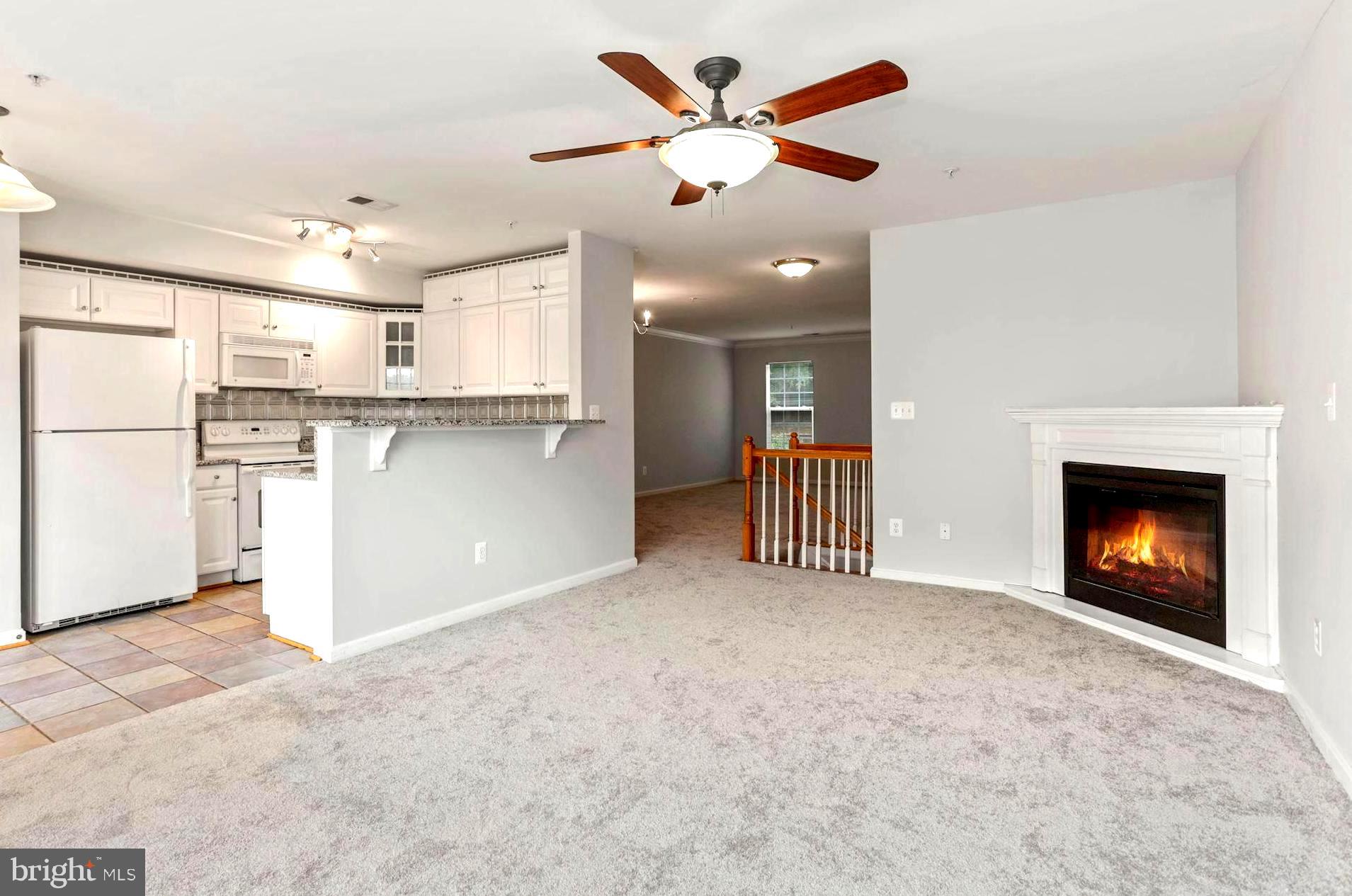 CREEKSIDE COVE - Residential