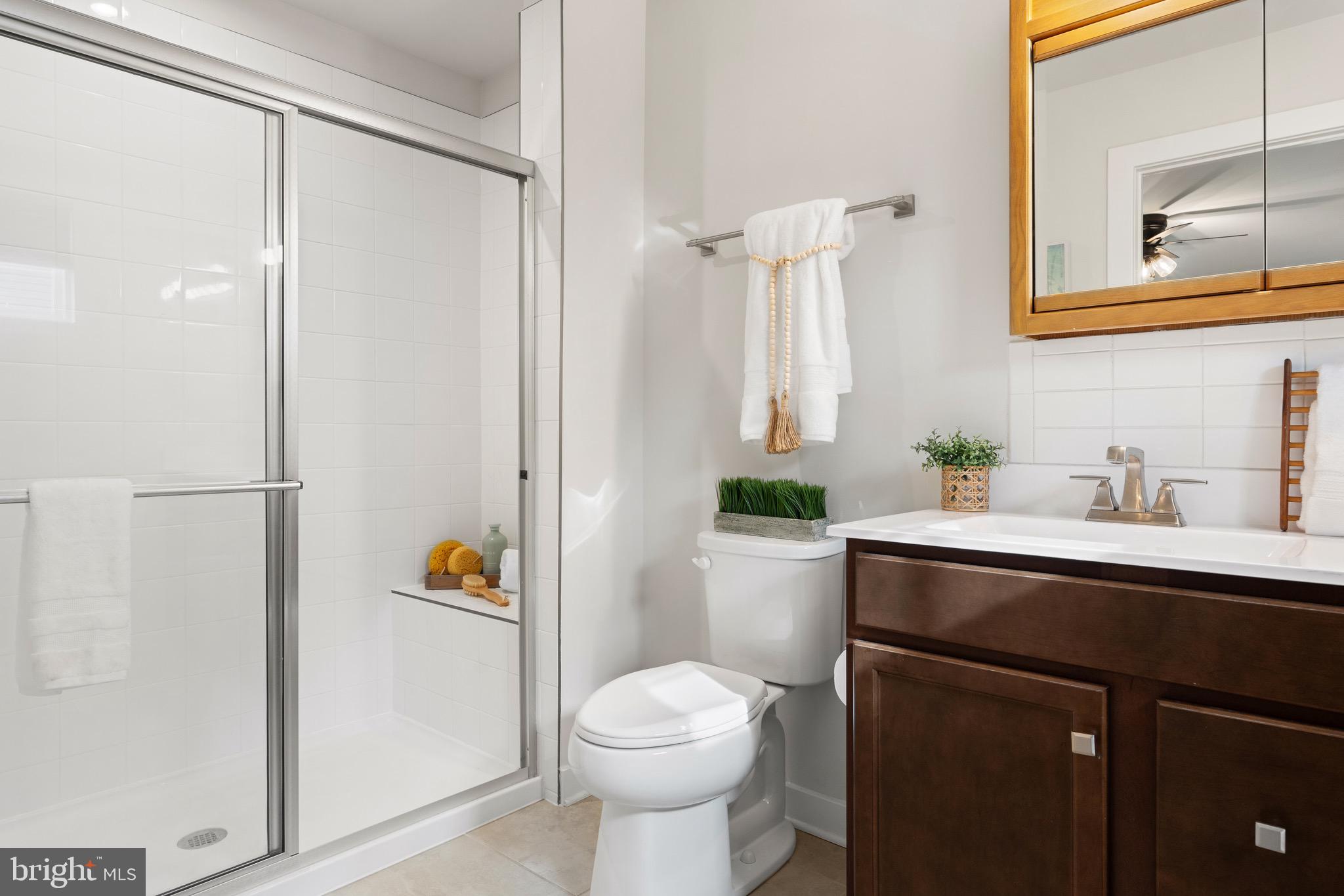 CARDINAL POINTE - Residential