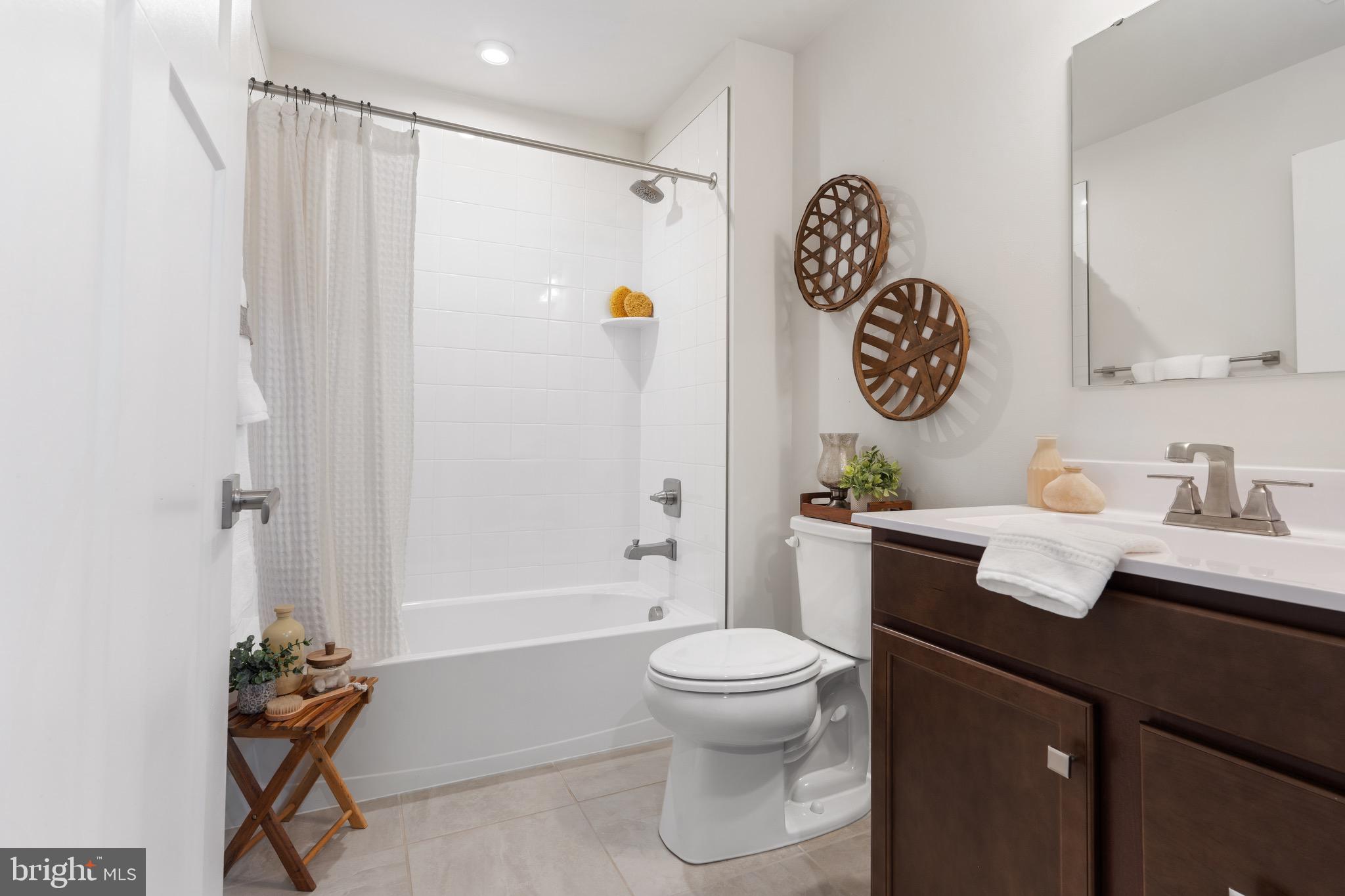 CARDINAL POINTE - Residential