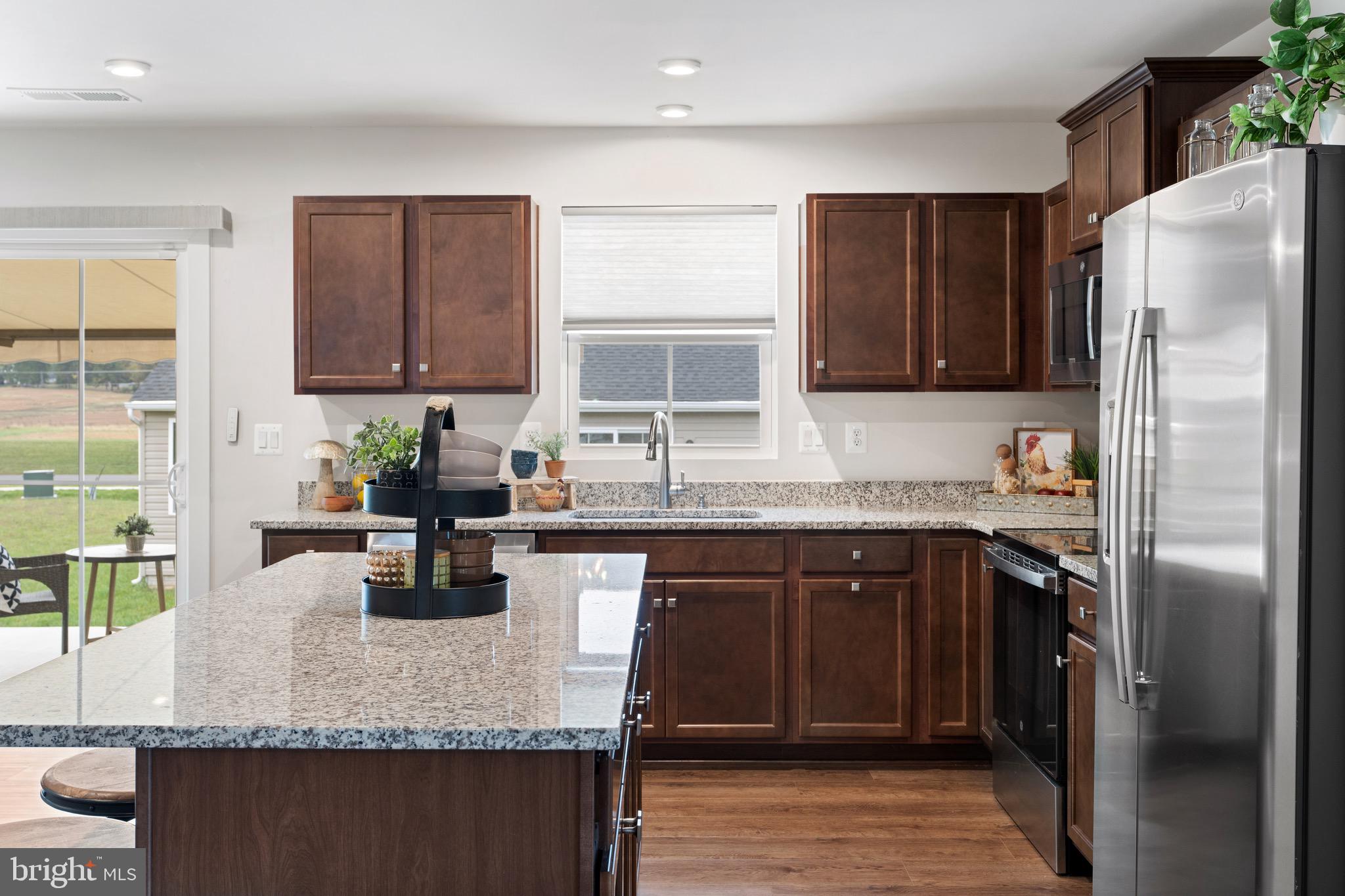 CARDINAL POINTE - Residential