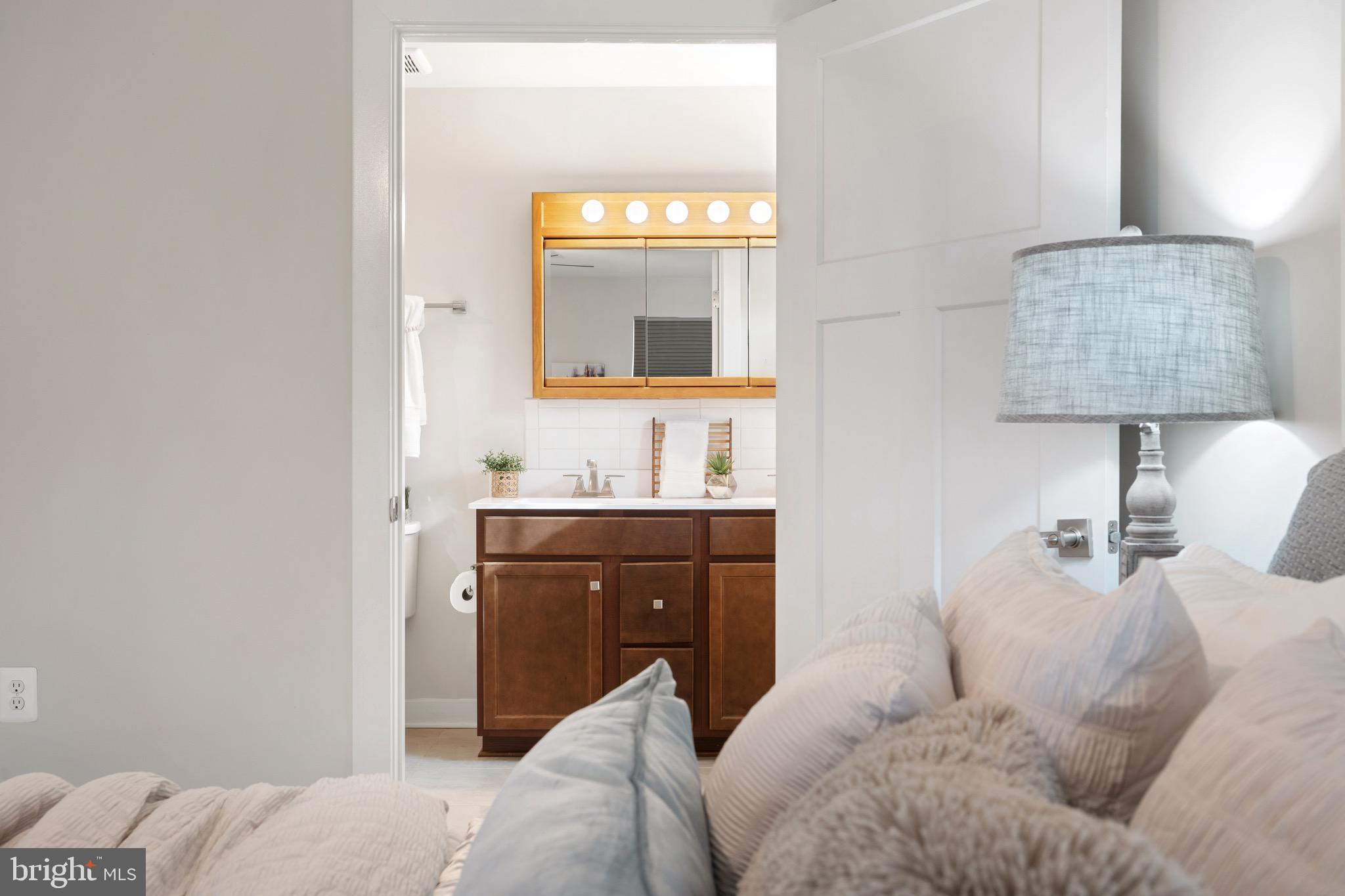 CARDINAL POINTE - Residential