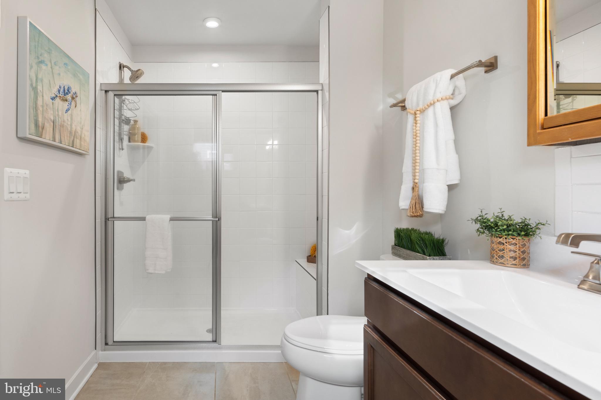 CARDINAL POINTE - Residential