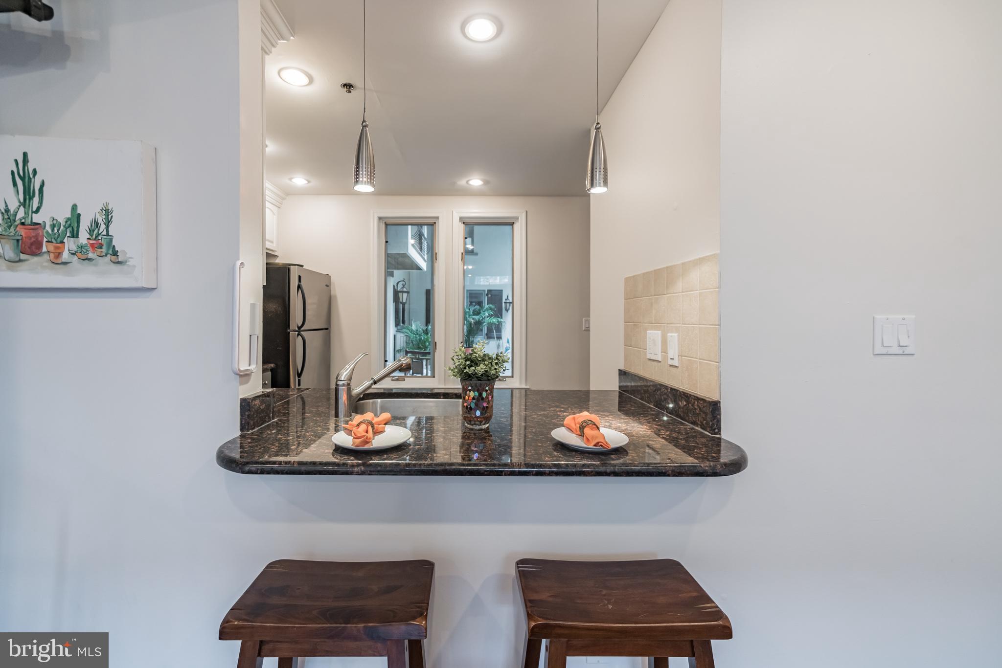 FAIRMOUNT - Residential