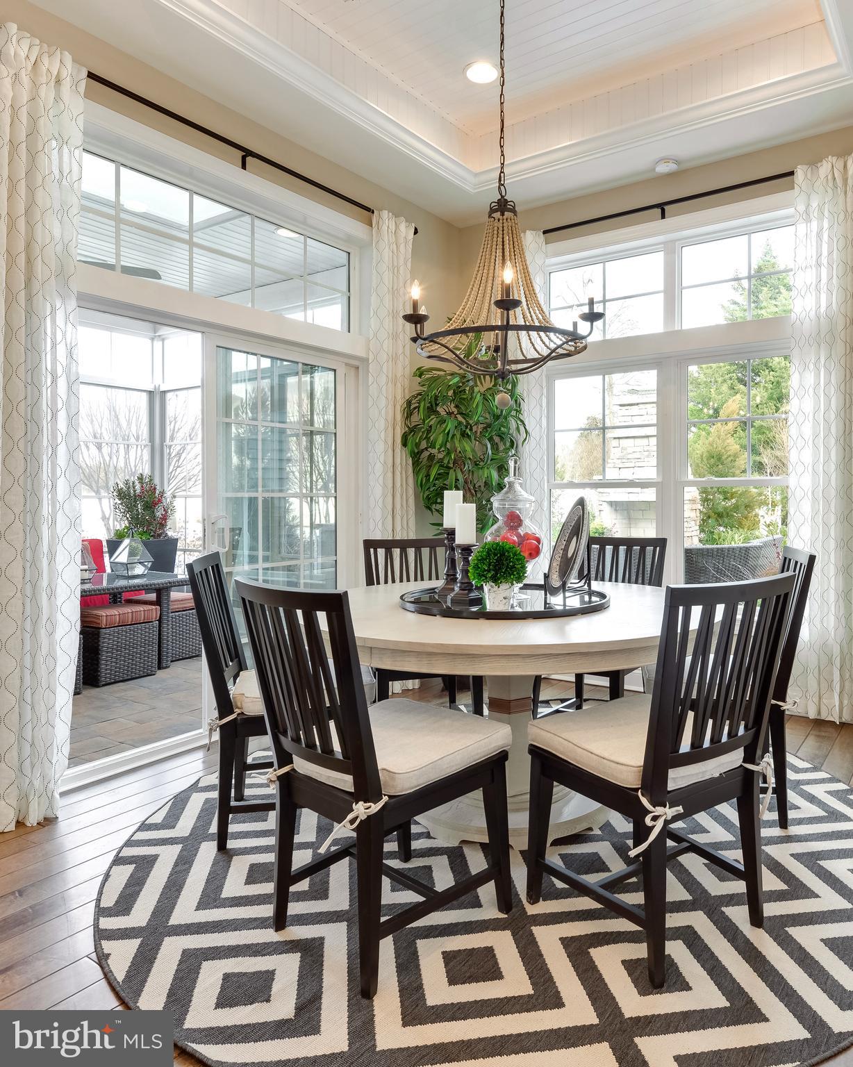 PENINSULA - Residential