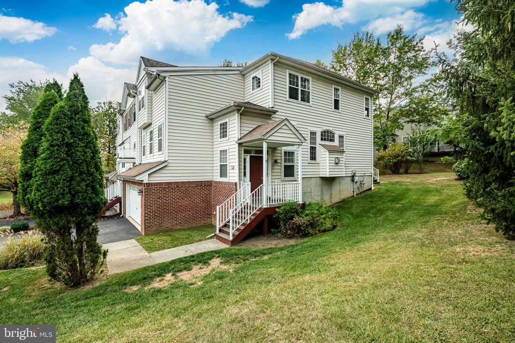 Photo of 120 Elizabeth Court, MALVERN, PA 19355 (MLS # PACT2107760)