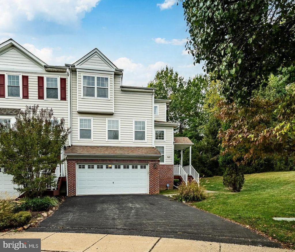 Photo of 120 Elizabeth Court, MALVERN, PA 19355 (MLS # PACT2107760)