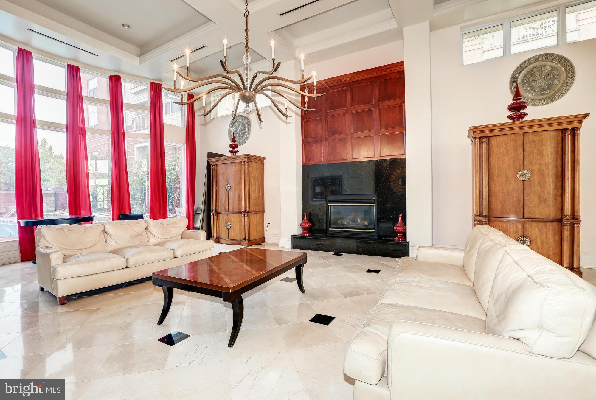 MARQUIS AT VIENNA STATION - Residential