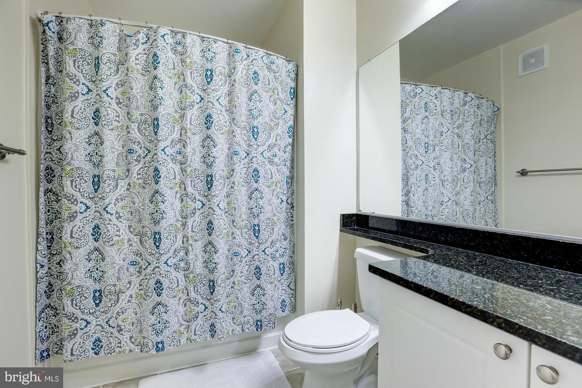 MARQUIS AT VIENNA STATION - Residential