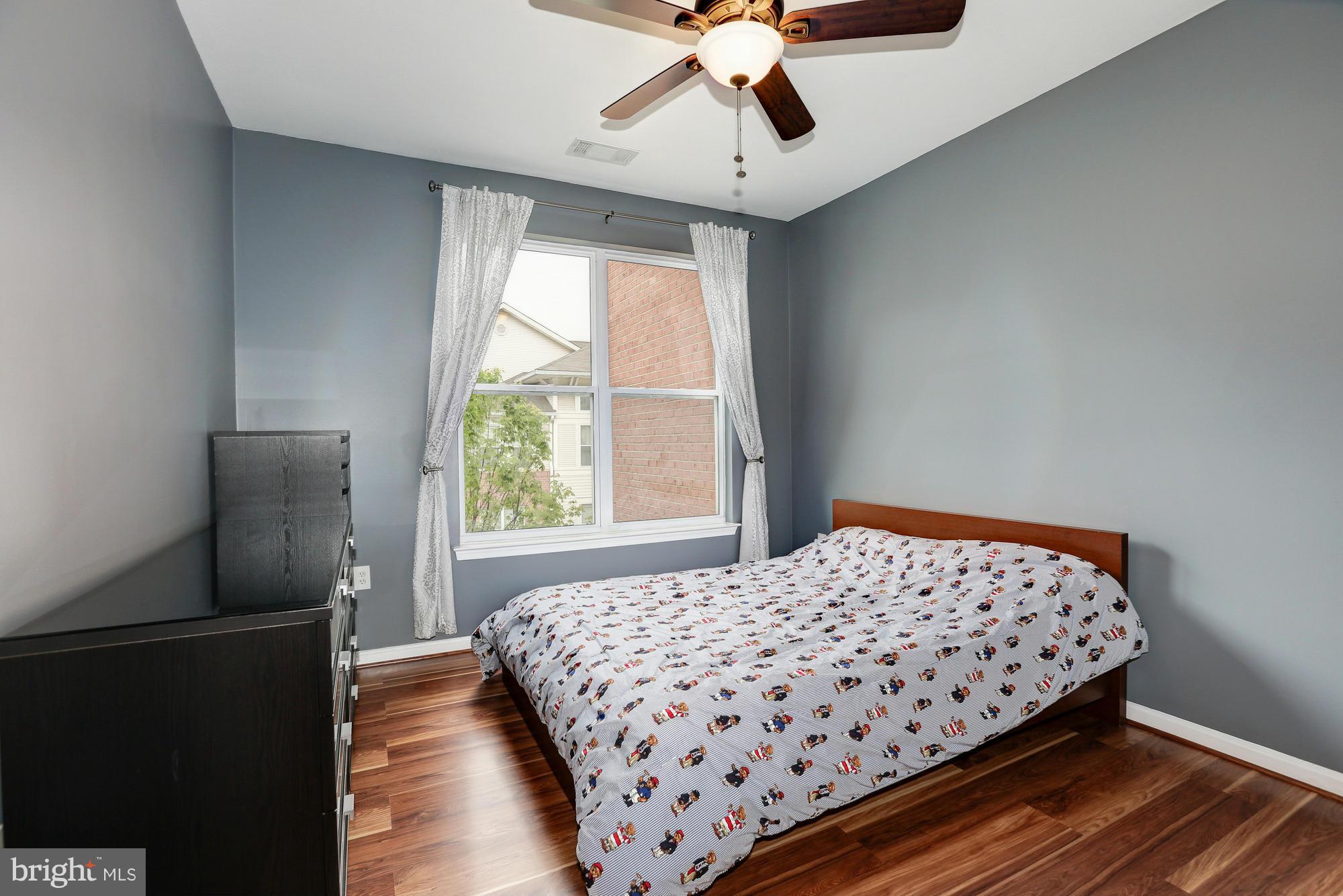 MARQUIS AT VIENNA STATION - Residential