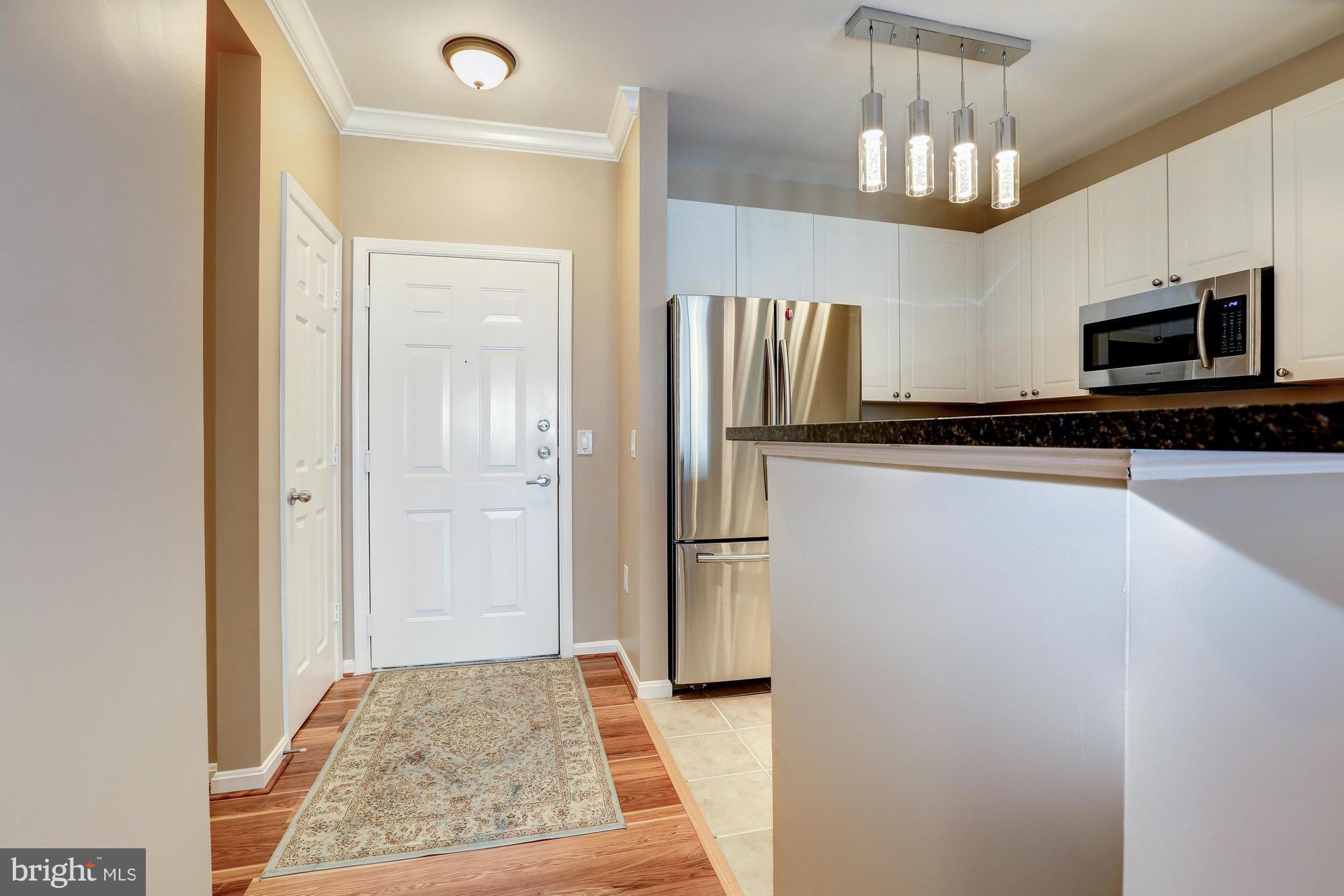 MARQUIS AT VIENNA STATION - Residential