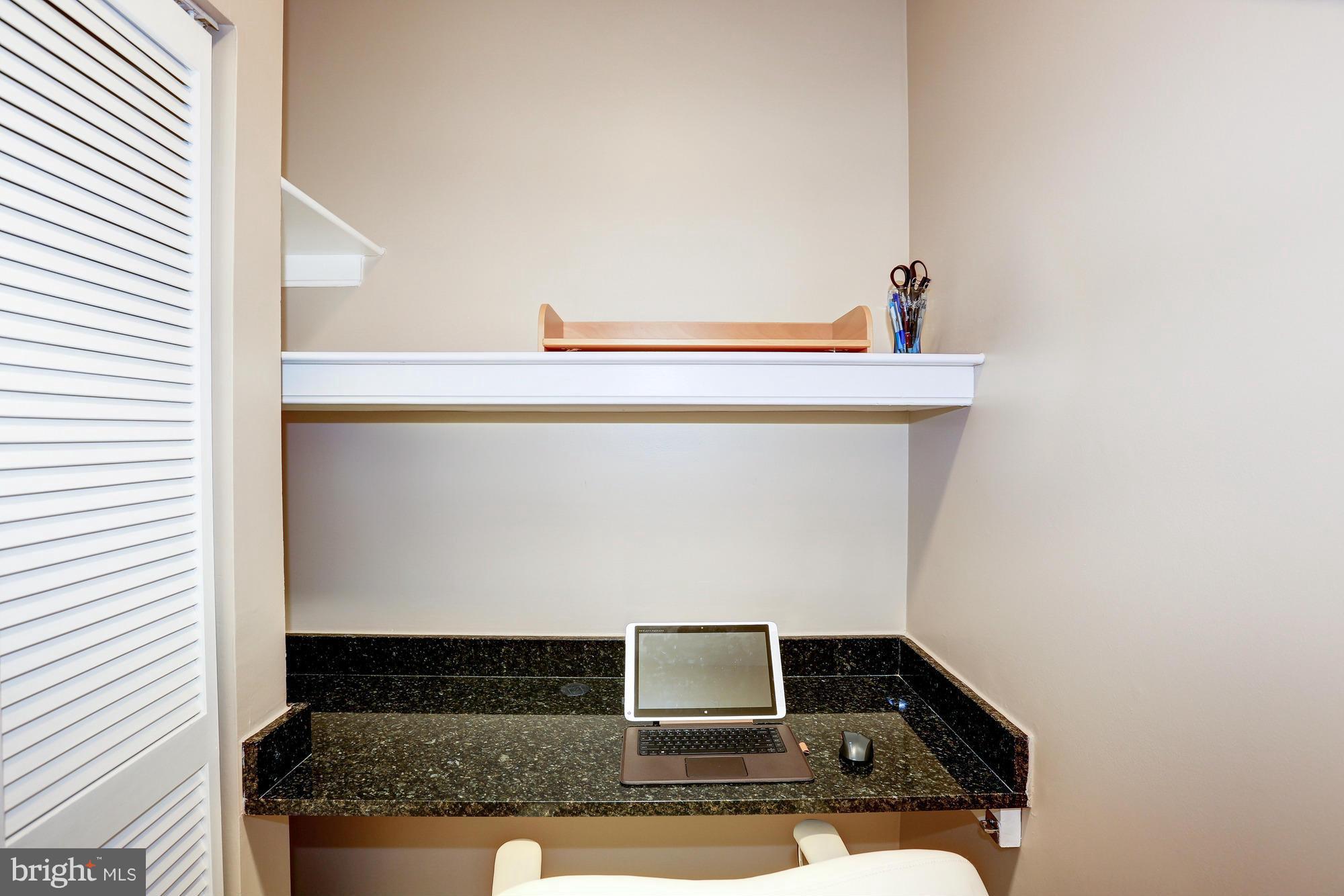 MARQUIS AT VIENNA STATION - Residential