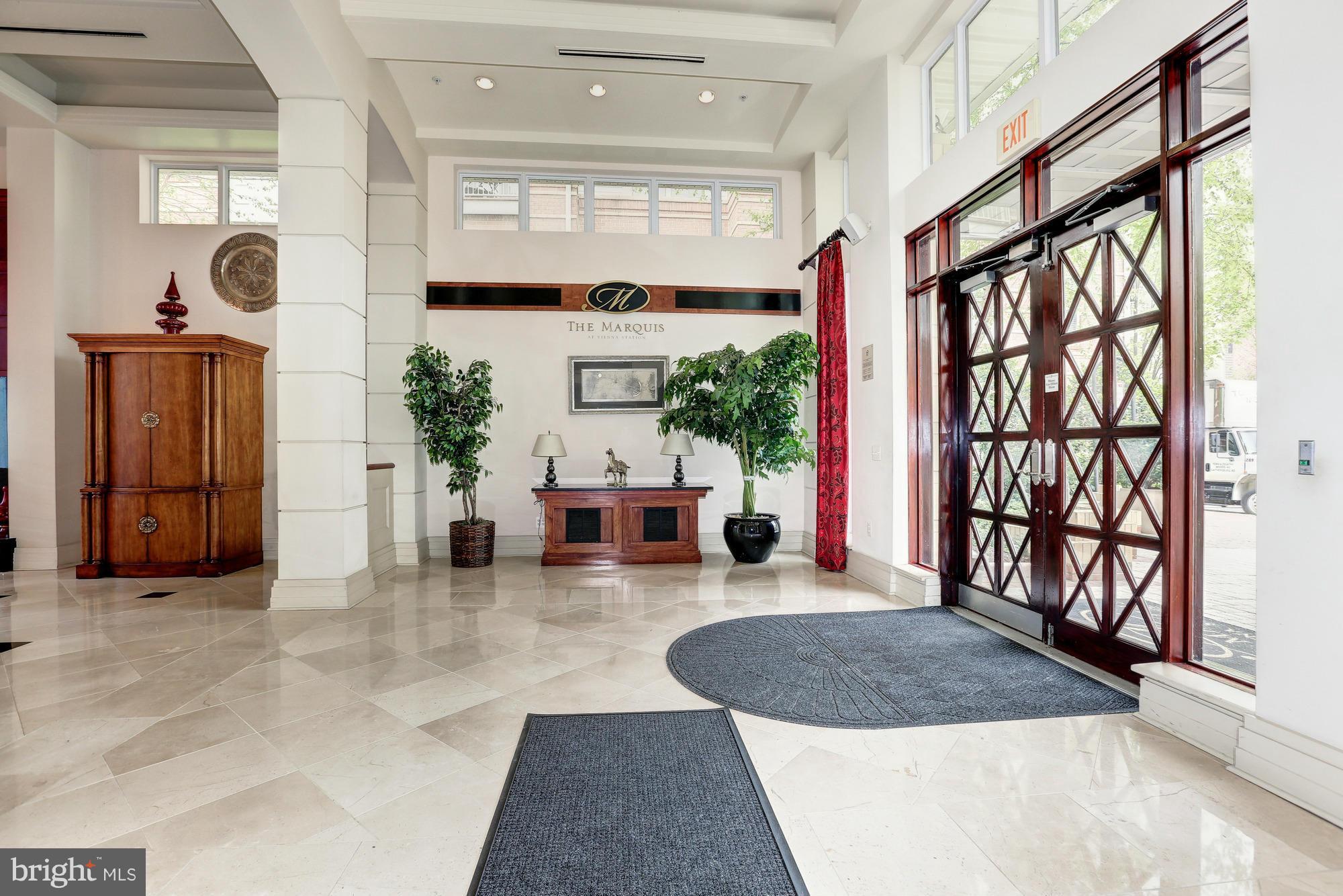 MARQUIS AT VIENNA STATION - Residential