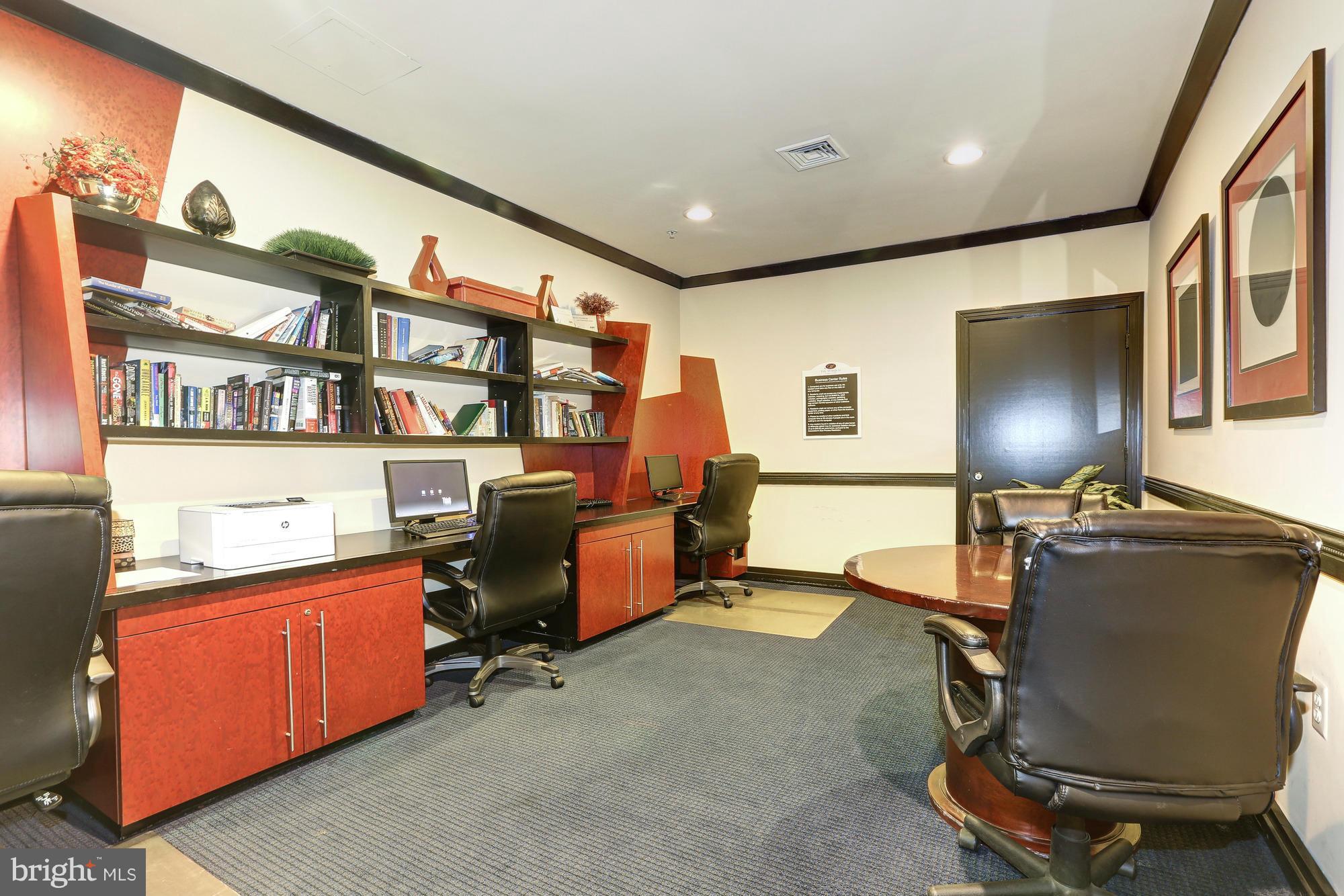 MARQUIS AT VIENNA STATION - Residential