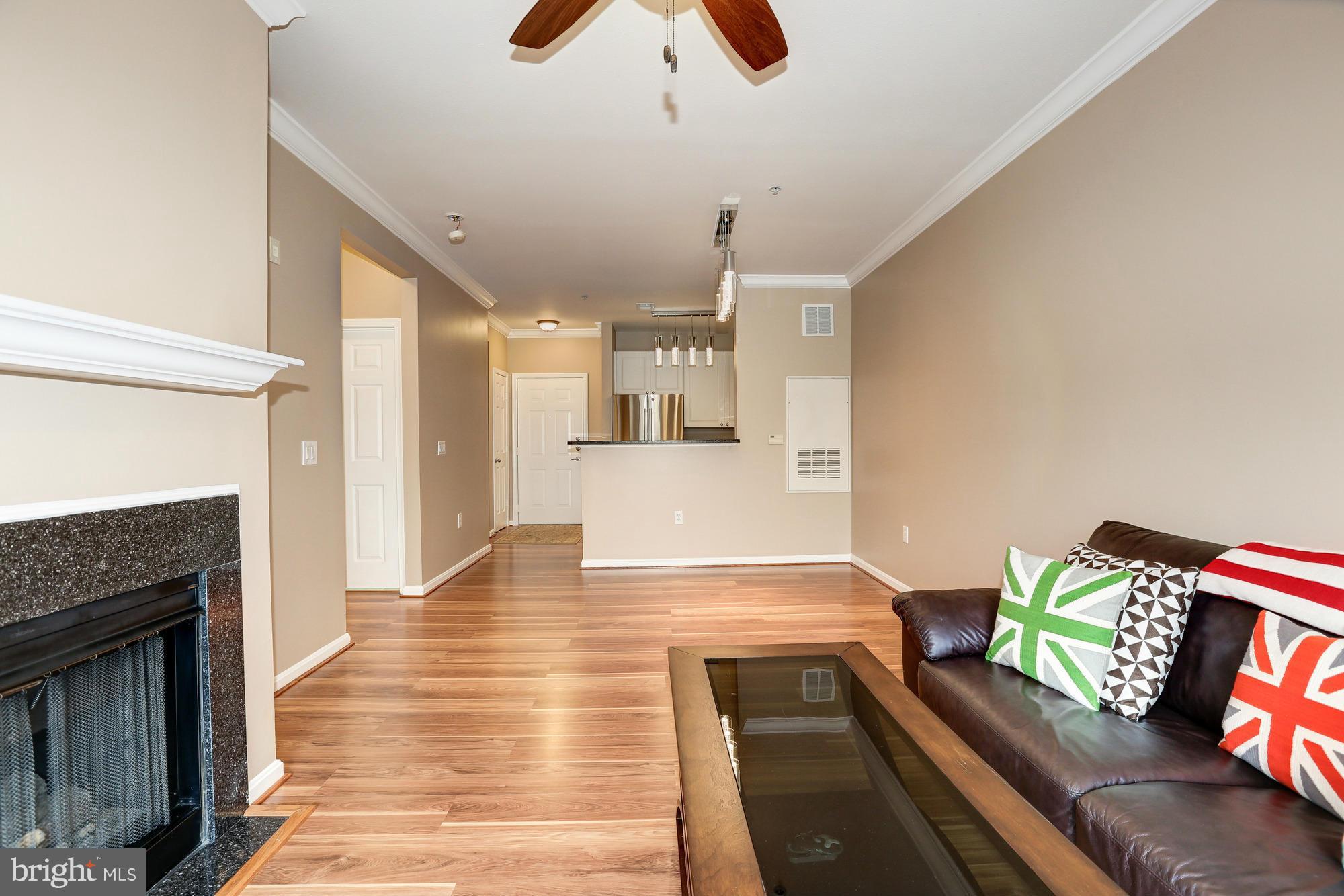 MARQUIS AT VIENNA STATION - Residential