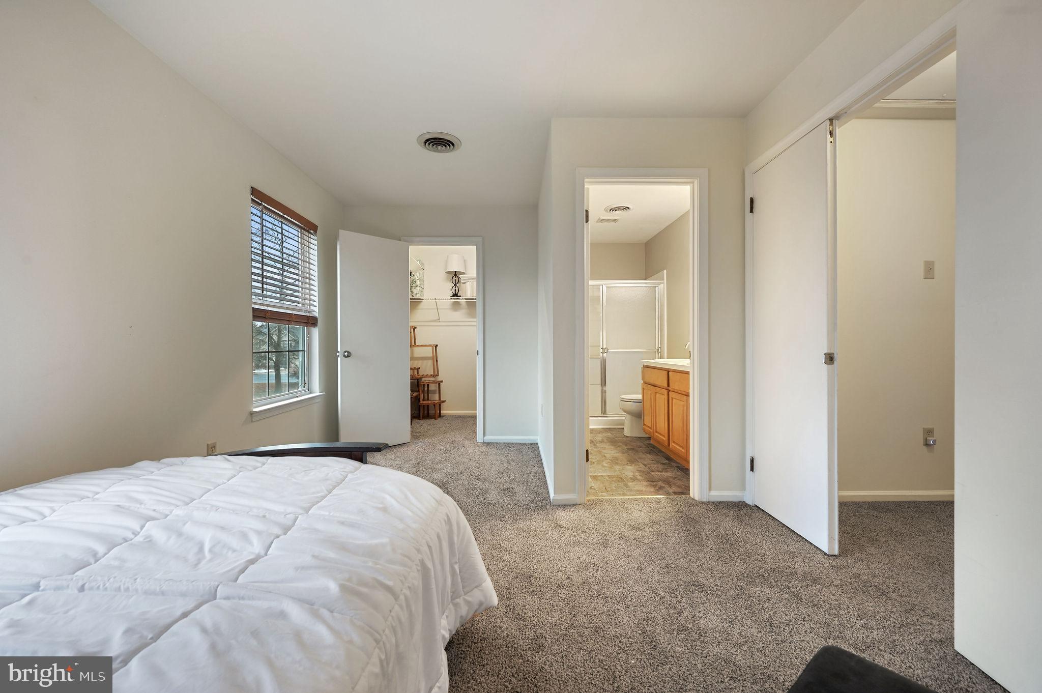 VILLAGE OF WESTOVE - Residential