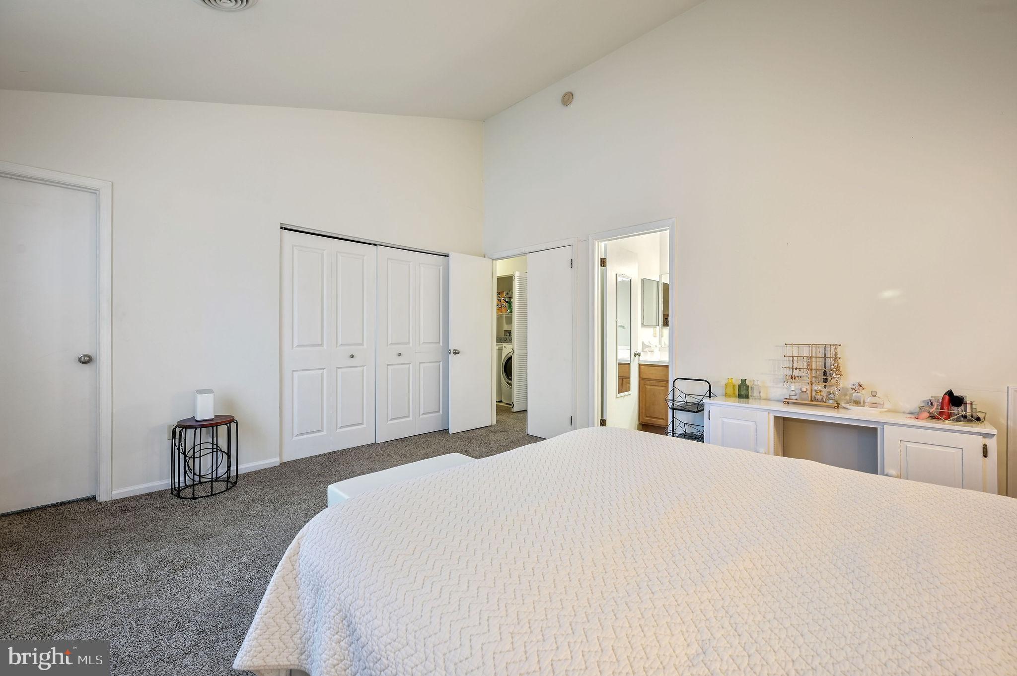 VILLAGE OF WESTOVE - Residential