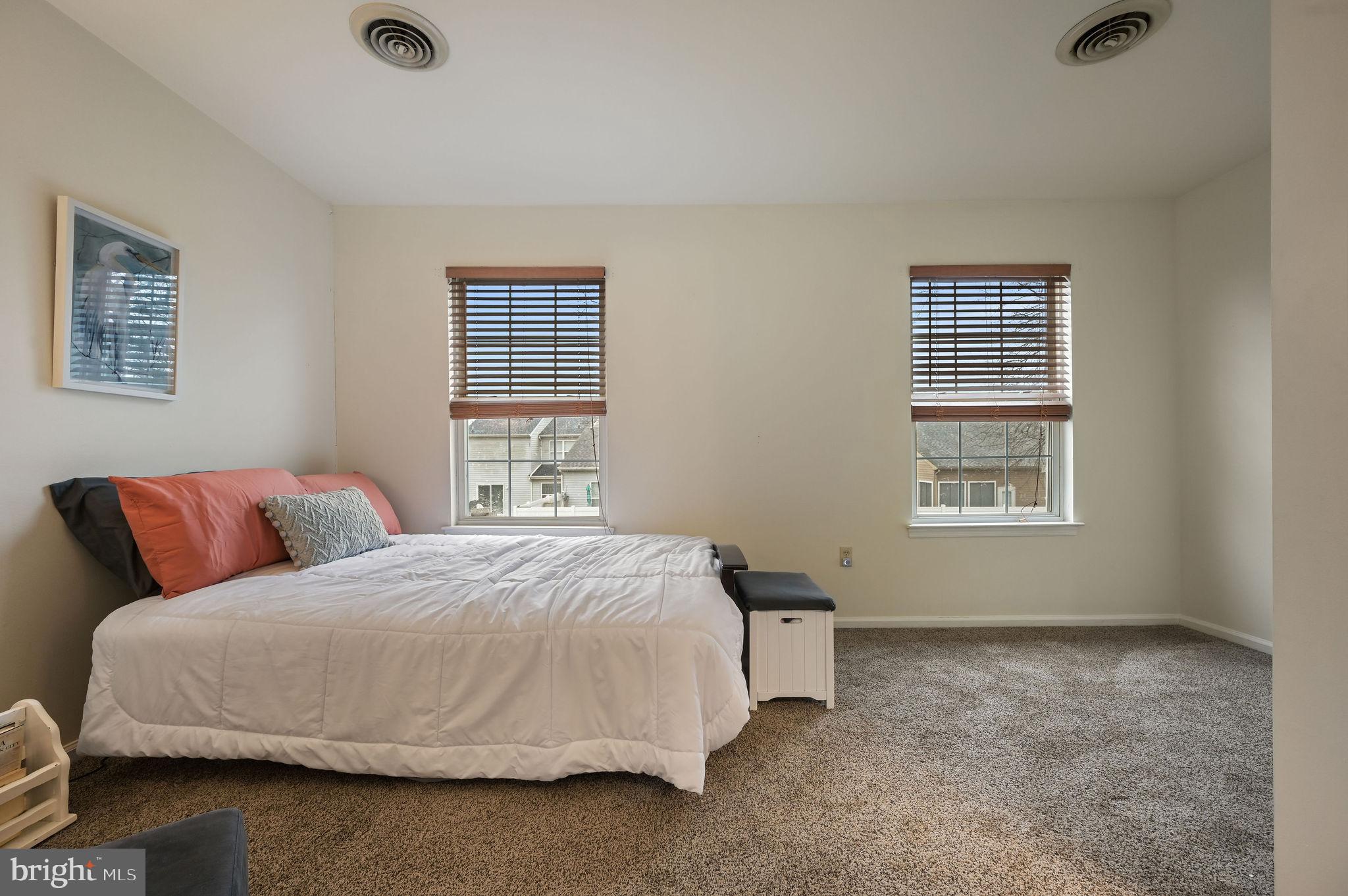 VILLAGE OF WESTOVE - Residential