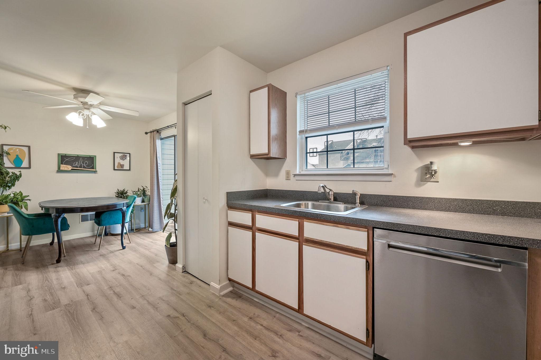 VILLAGE OF WESTOVE - Residential