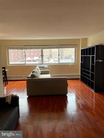 CENTER CITY - Residential Lease