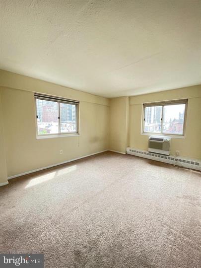 CENTER CITY - Residential Lease