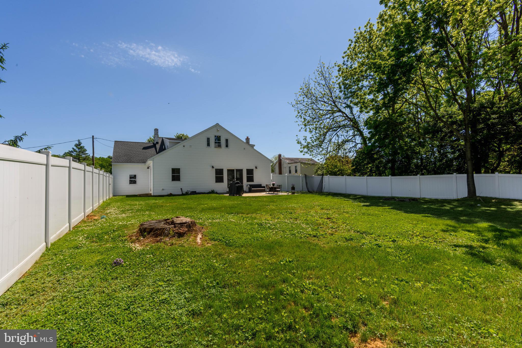 122 N 3RD STREET