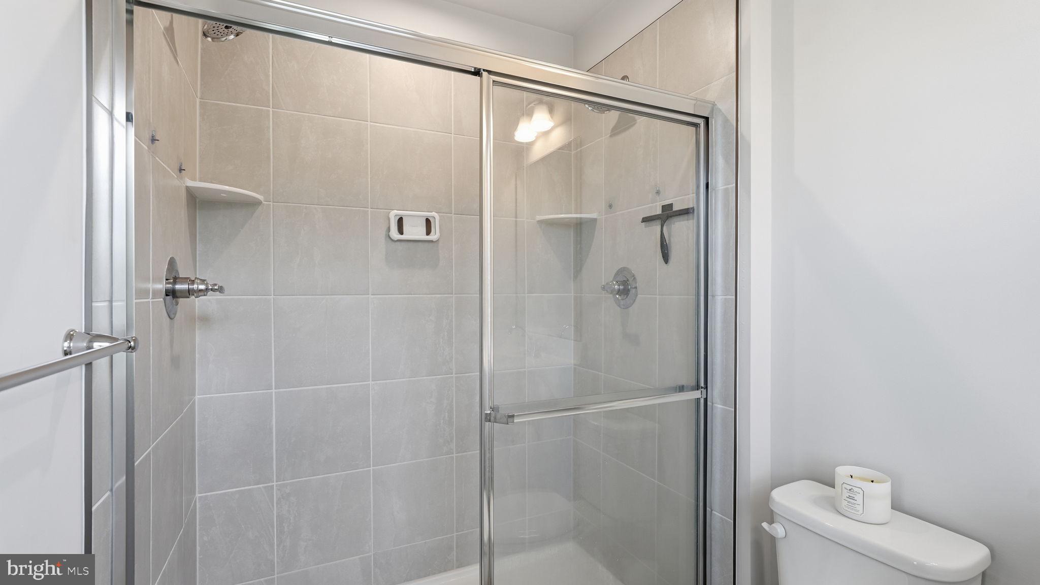 MADISON STATION - Residential