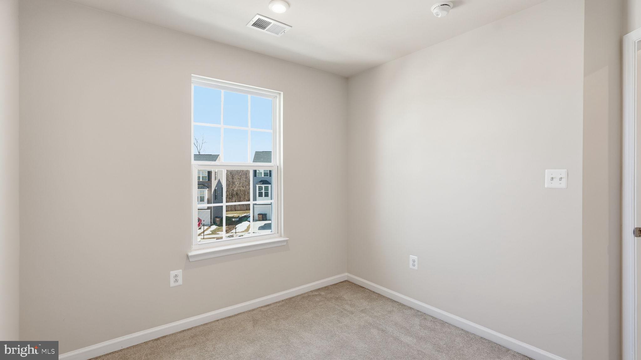 MADISON STATION - Residential