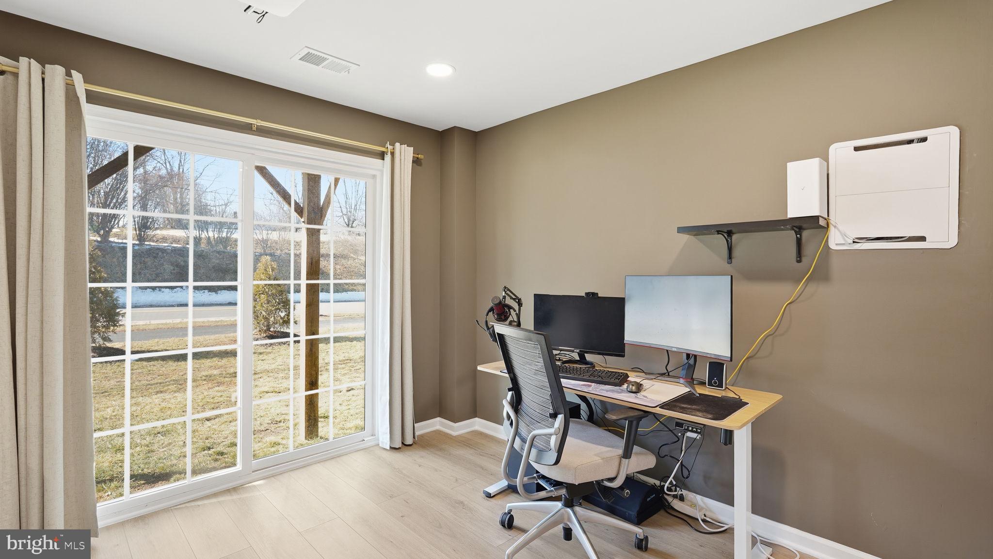 MADISON STATION - Residential