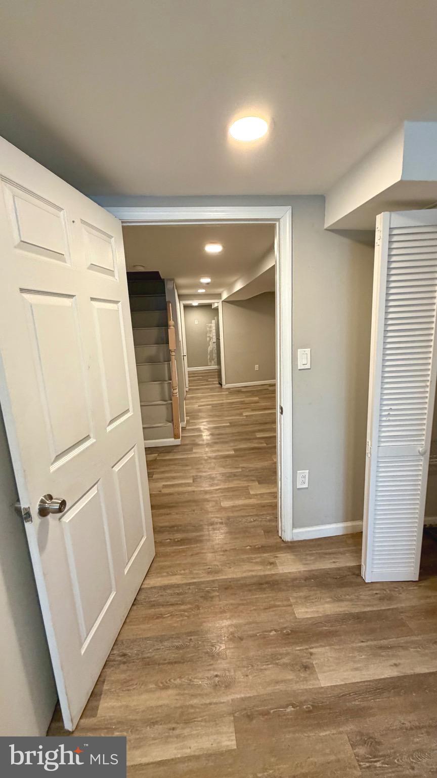 LAWNCREST - Residential