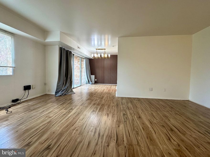 This bright and renovated one bedroom plus den and one-bathroom condo is perfect for entertaining or unwinding after a long day.
Say goodbye to monthly utility bills! The condo fee covers ALL utilities, including electricity, gas, heat, water, and trash removal. No washer/dryer in unit but there is a common laundry room on the ground floor. Enjoy the convenience an unassigned parking space, plus a guest pass for visitors.
This condo is across the street from the vibrant Mosaic District where you'll have access to an array of trendy shops, restaurants, and entertainment options.
Just minutes away from Merrifield, Dunn Loring, and Tysons Corner.  Easy access to major commuter routes, including I-495, Rt 50, Gallows Roadd, 1-66, and Rt 29. Various shopping and dining options  just moments from your doorstep.