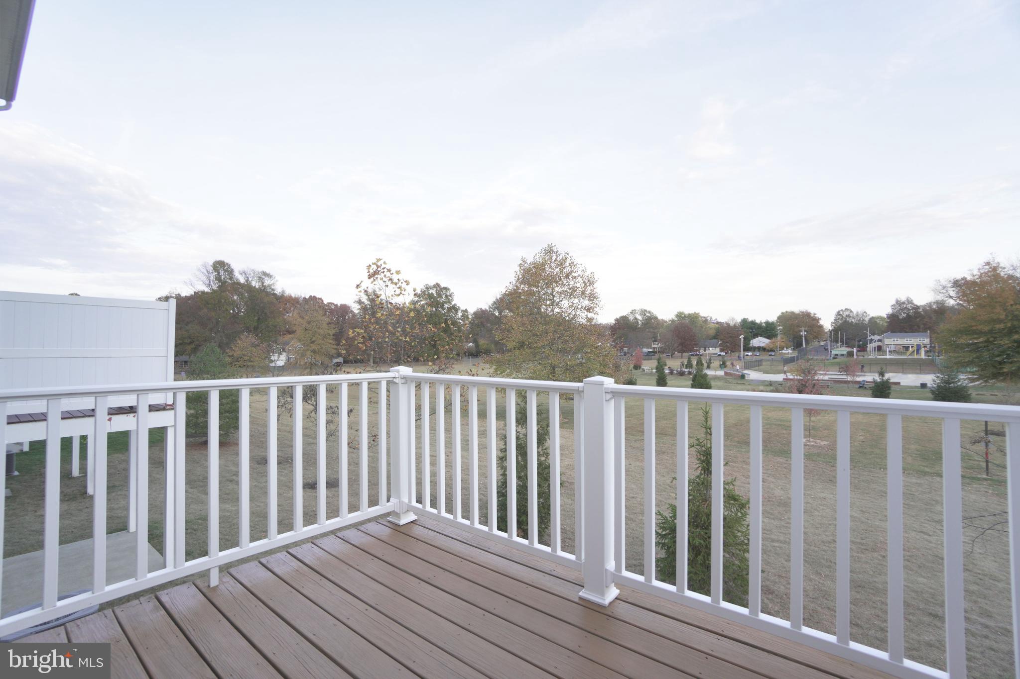 WILLIAMSON SQUARE - Residential Lease