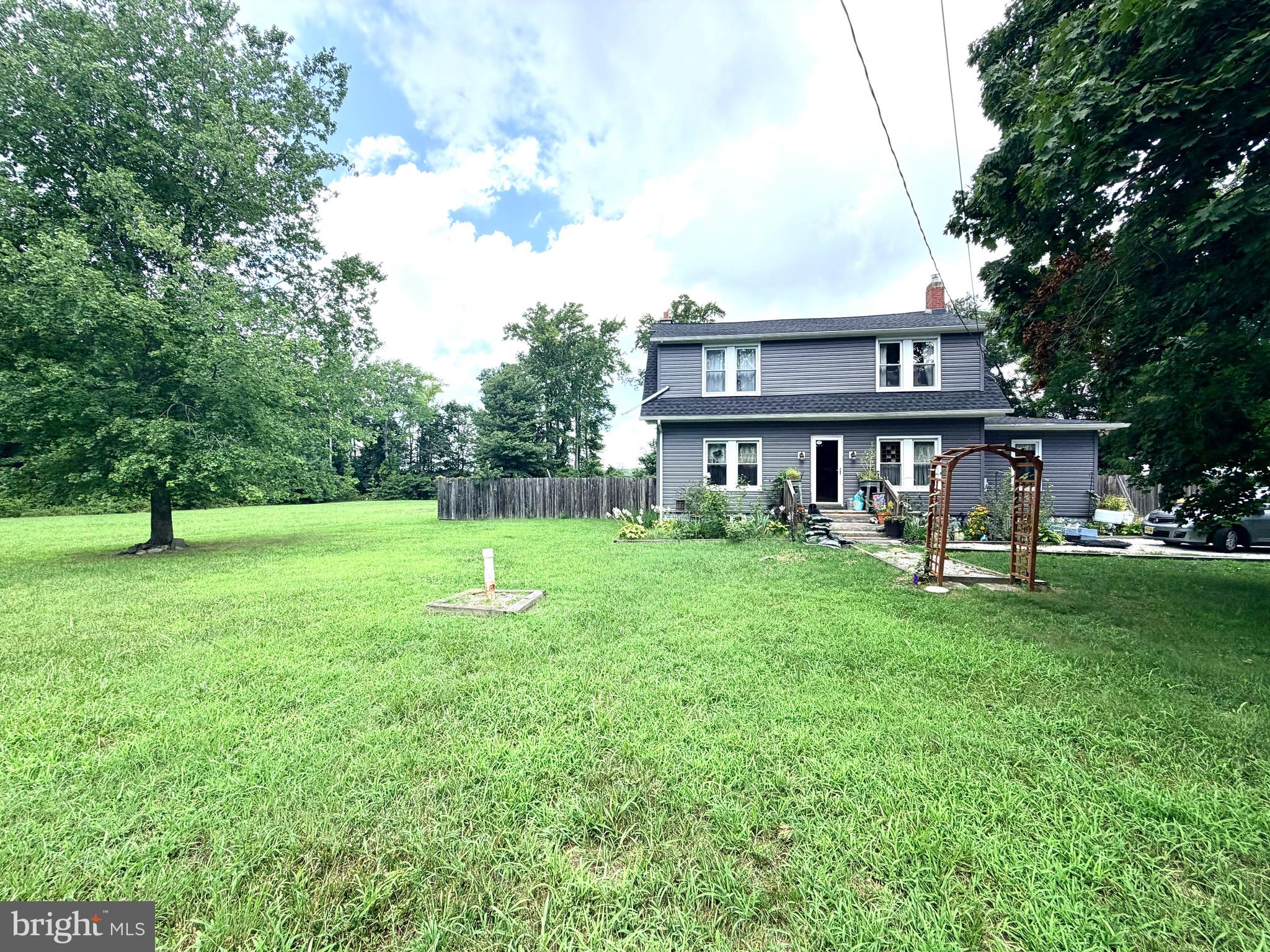 579 MAIN STREET