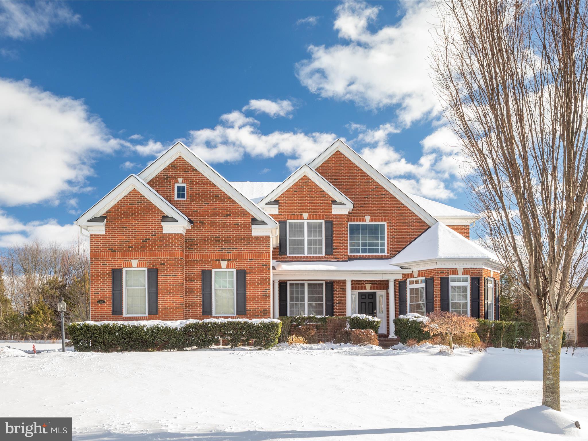 LENAH MILL - THE EXECUTIVES - Residential