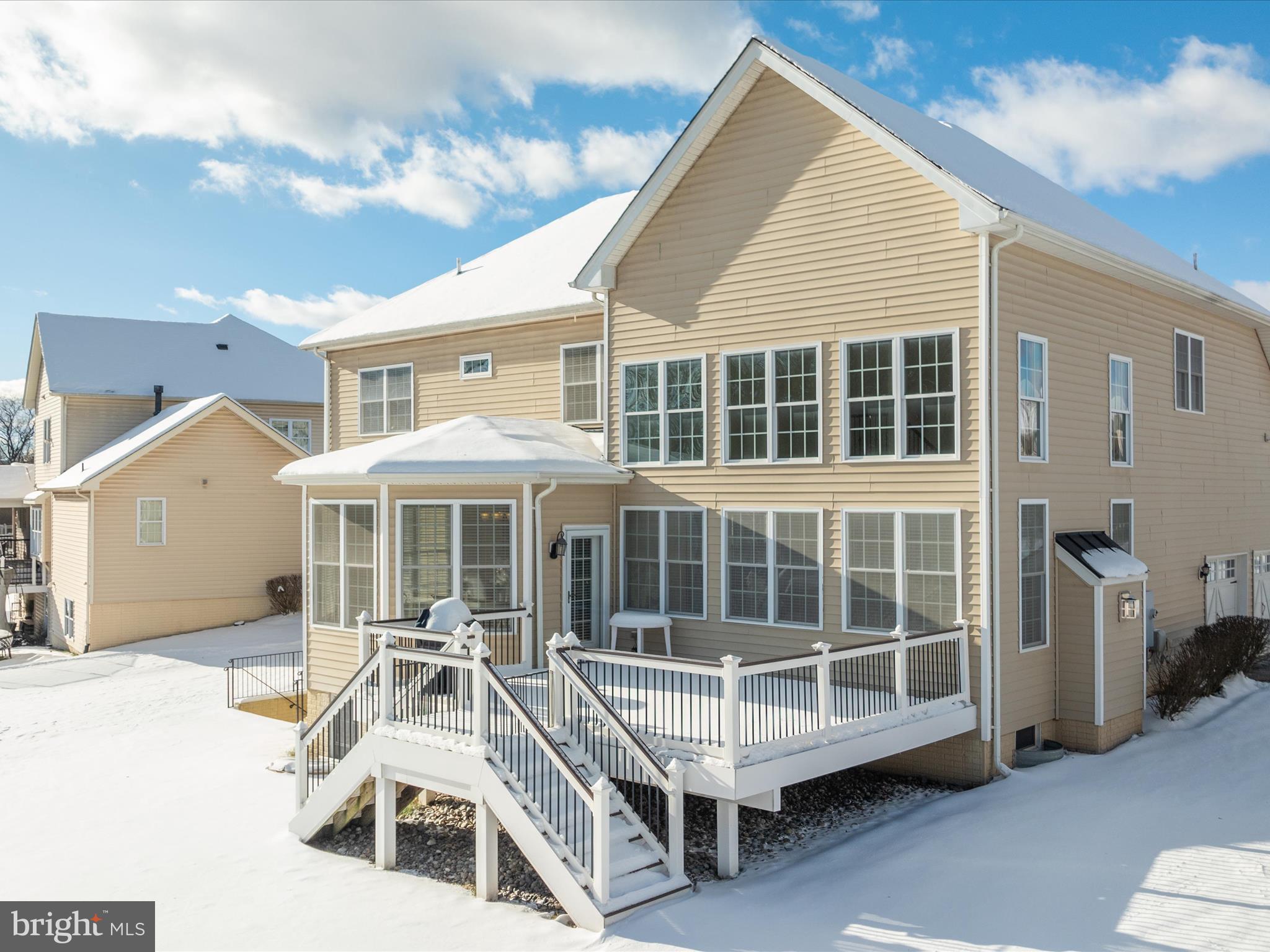 LENAH MILL - THE EXECUTIVES - Residential