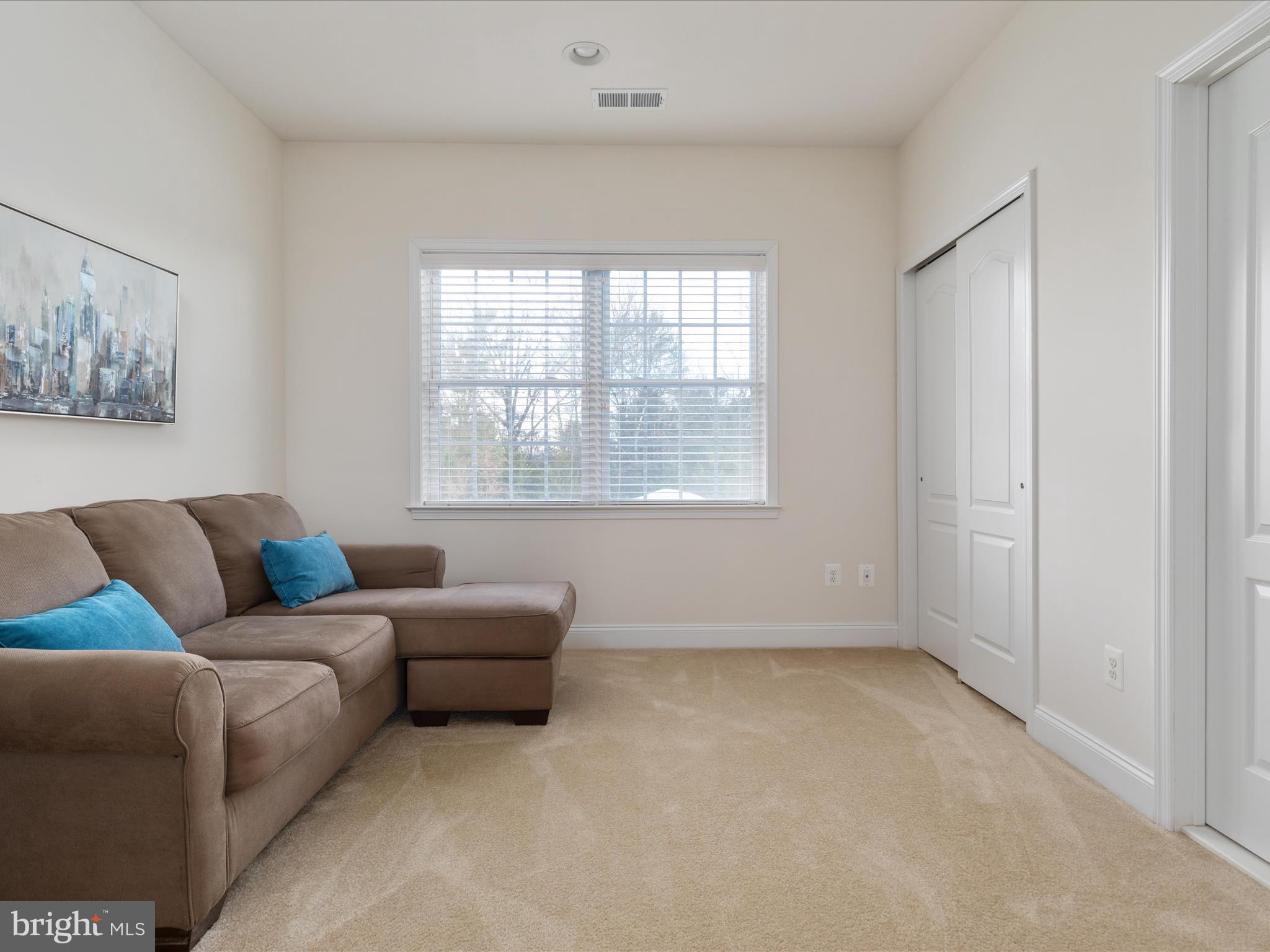 LENAH MILL - THE EXECUTIVES - Residential