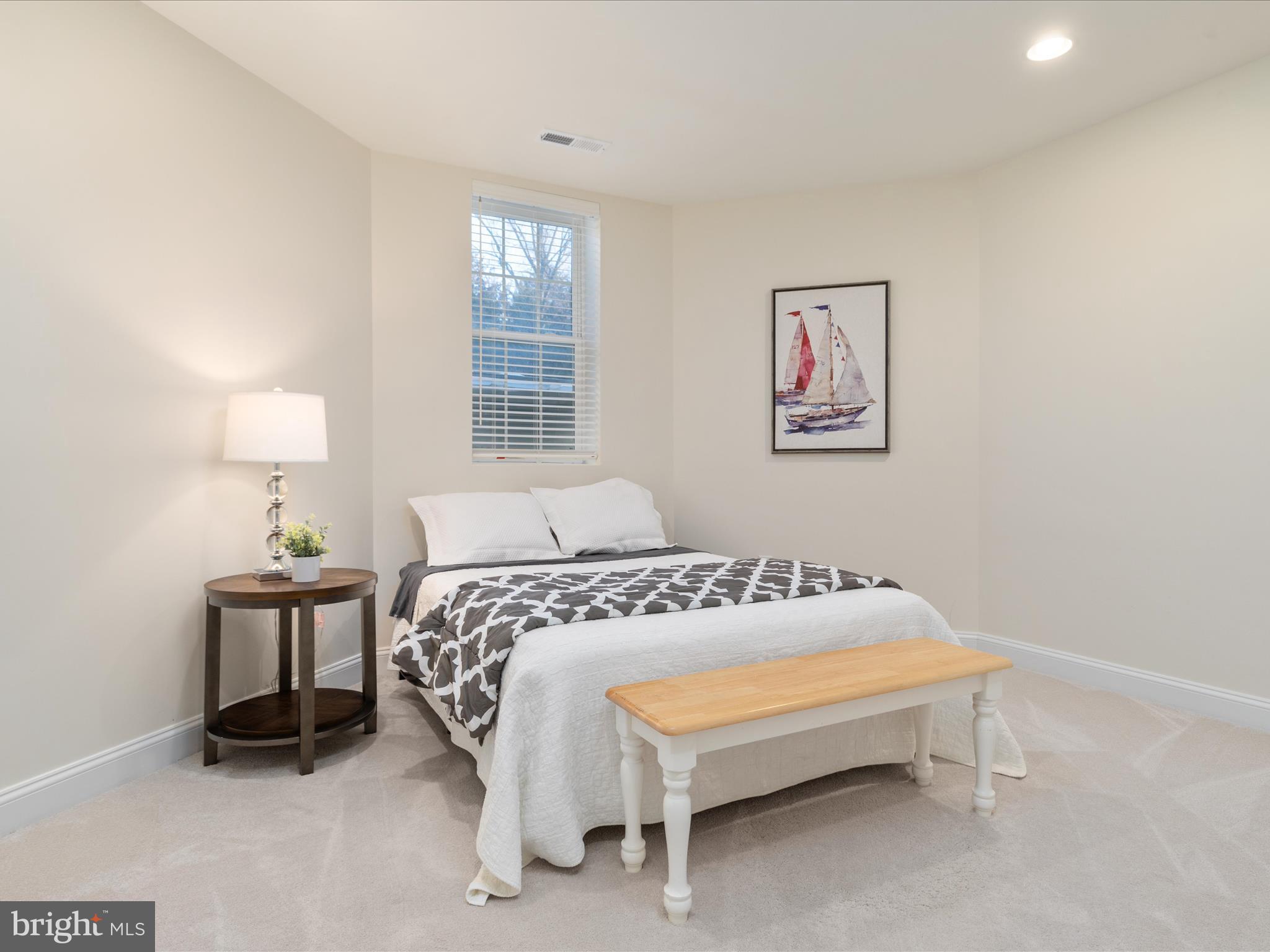 LENAH MILL - THE EXECUTIVES - Residential