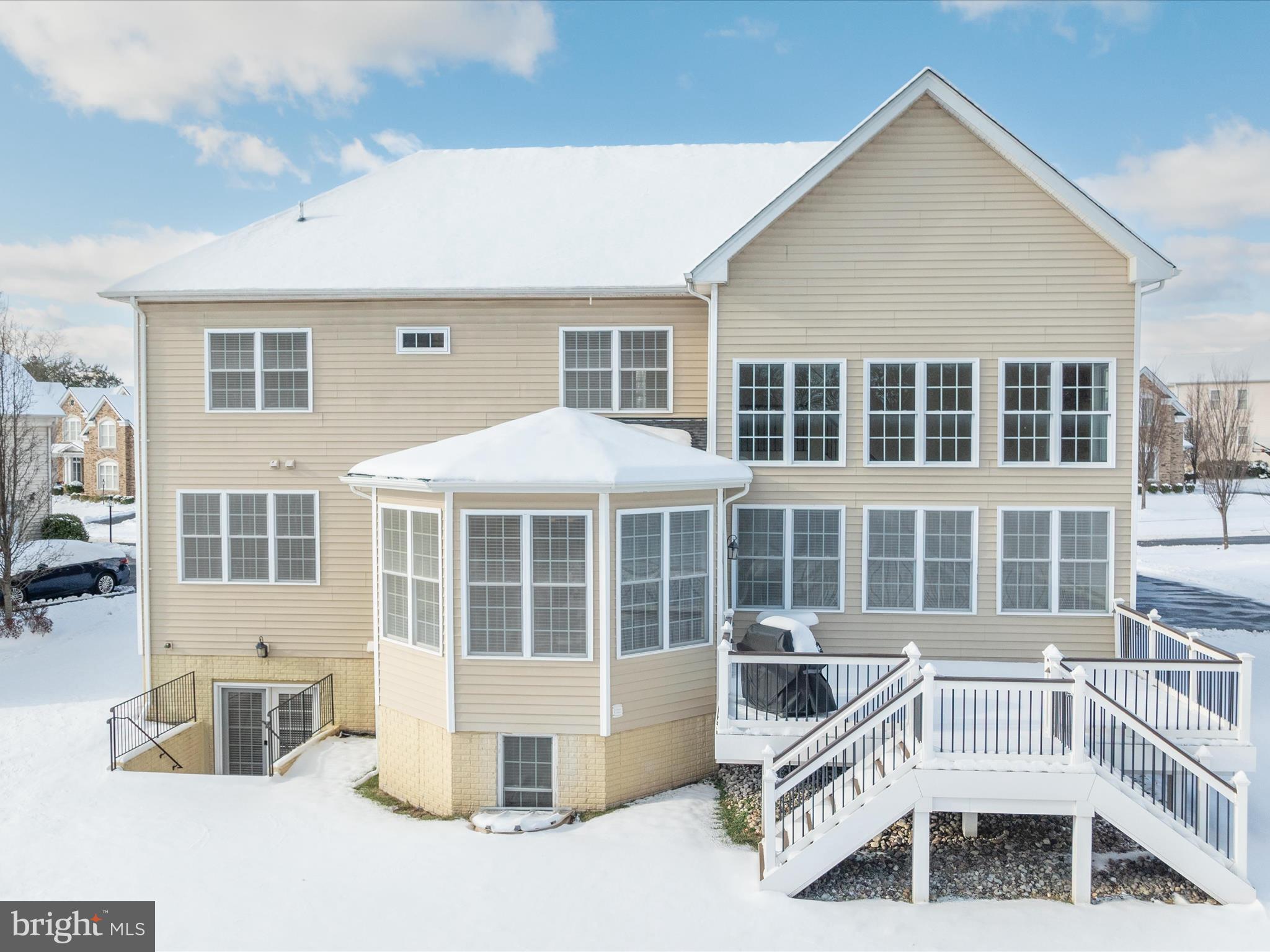 LENAH MILL - THE EXECUTIVES - Residential