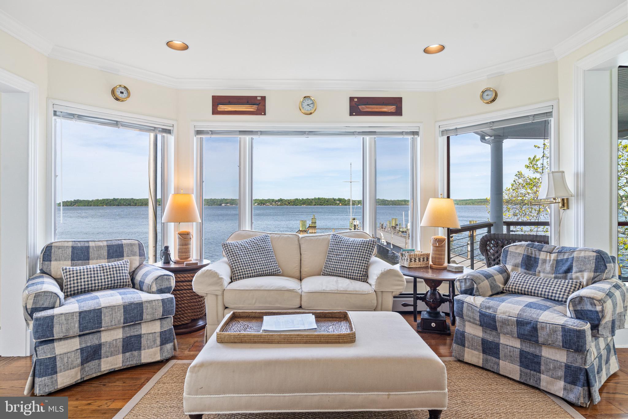 WELLINGTON VILLA - Residential