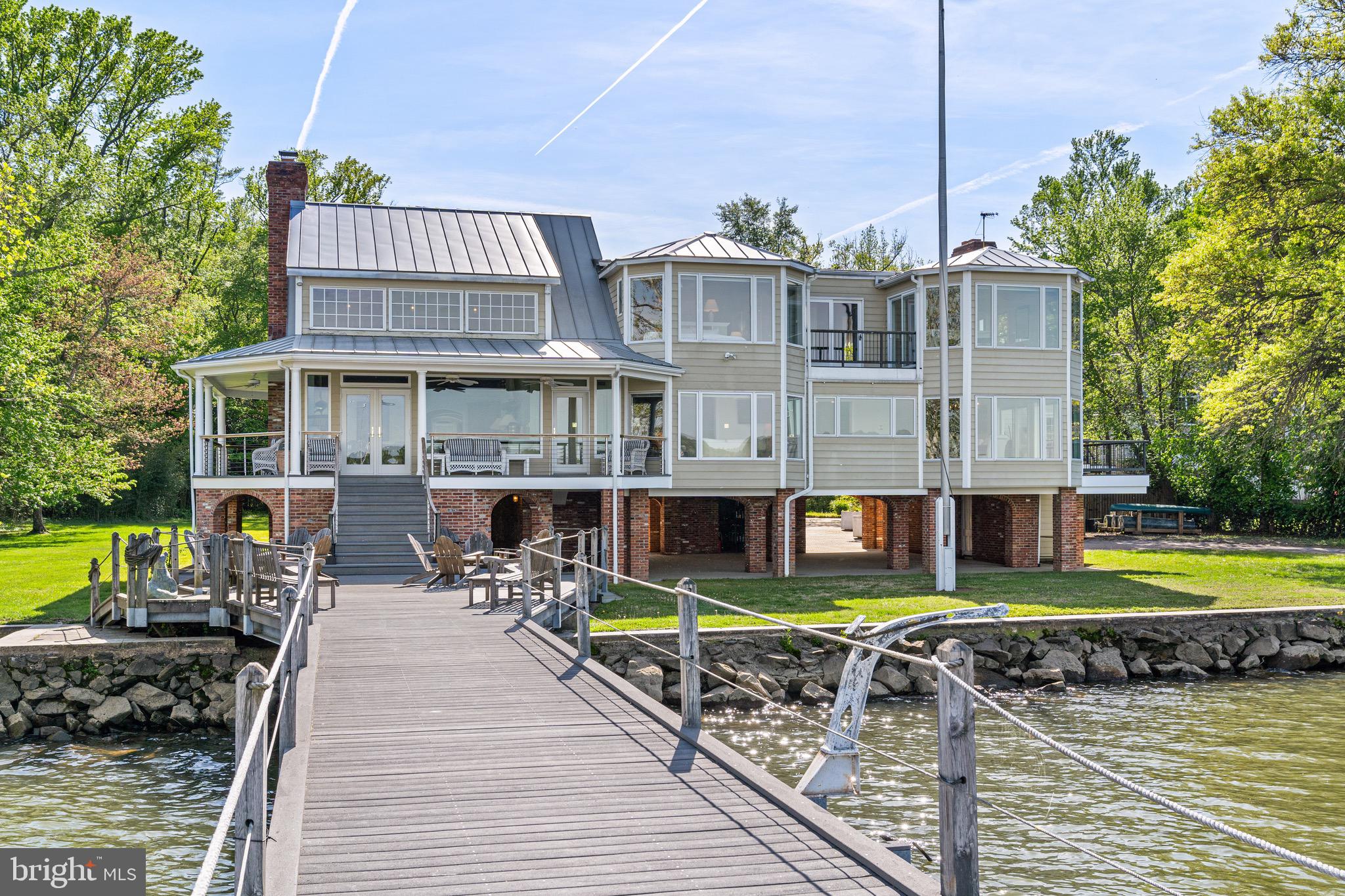 WELLINGTON VILLA - Residential