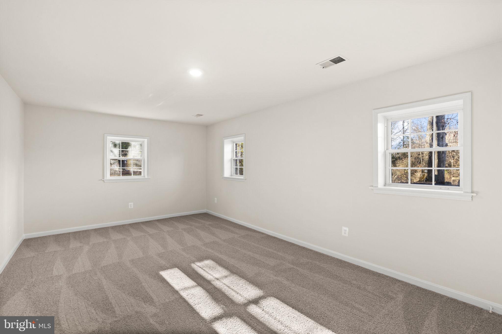 ROSEDALE - Residential