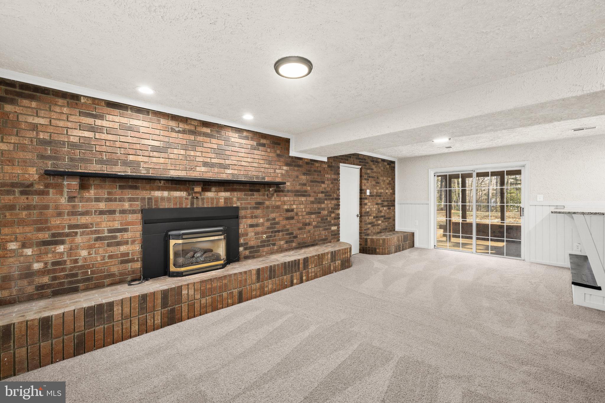 ROSEDALE - Residential