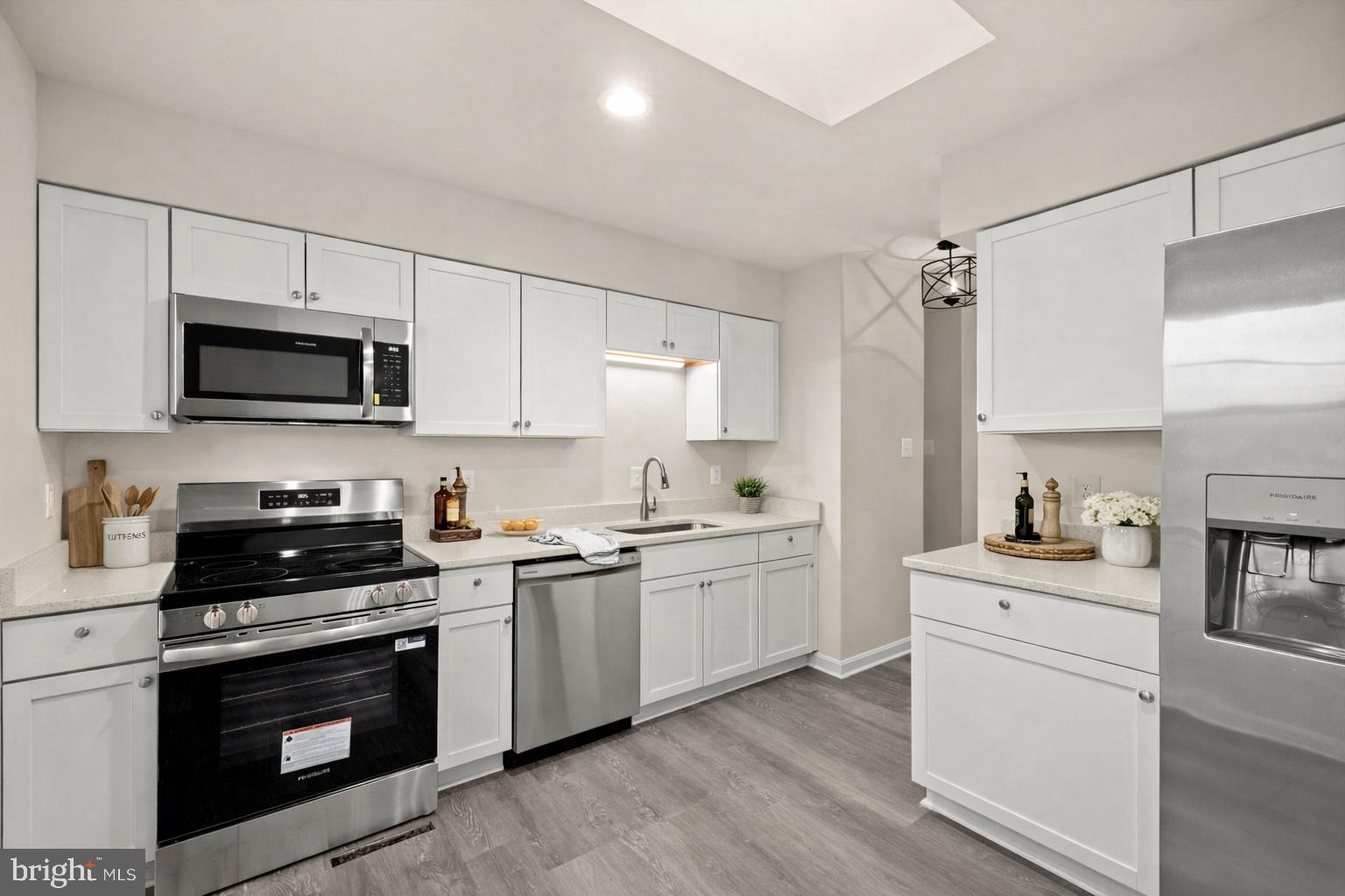 2850 MOUNTAIN VIEW ROAD