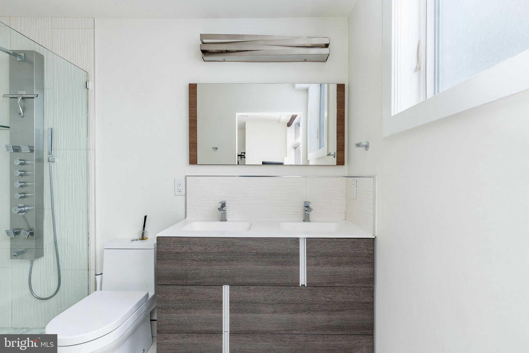 OLD CITY - Residential