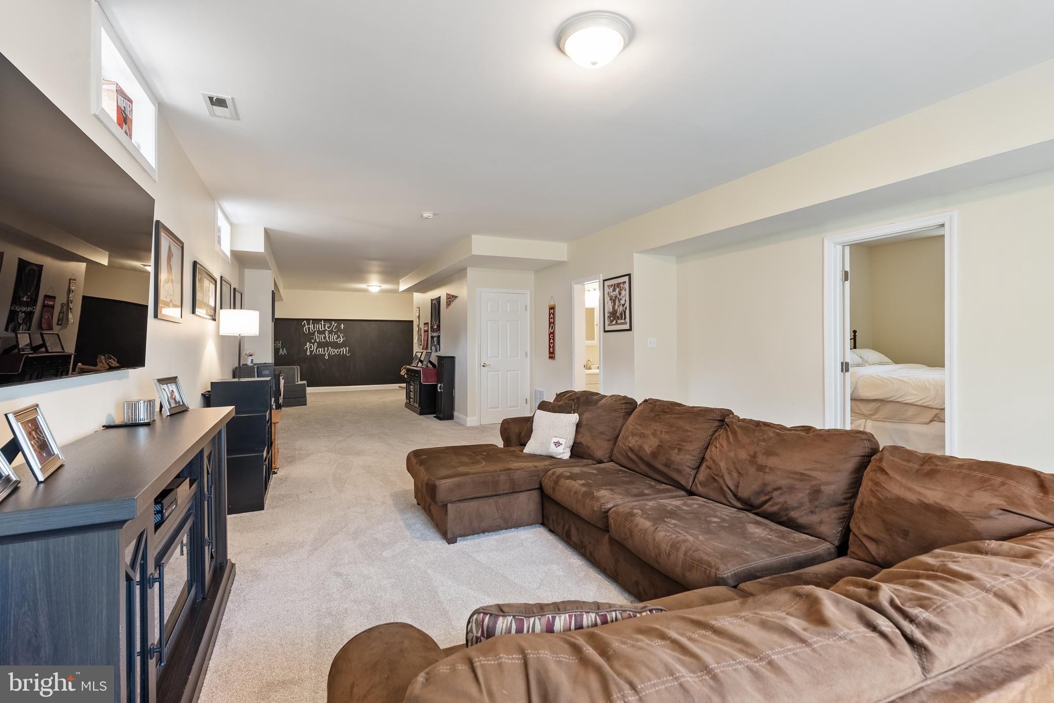 PERRY HALL - Residential