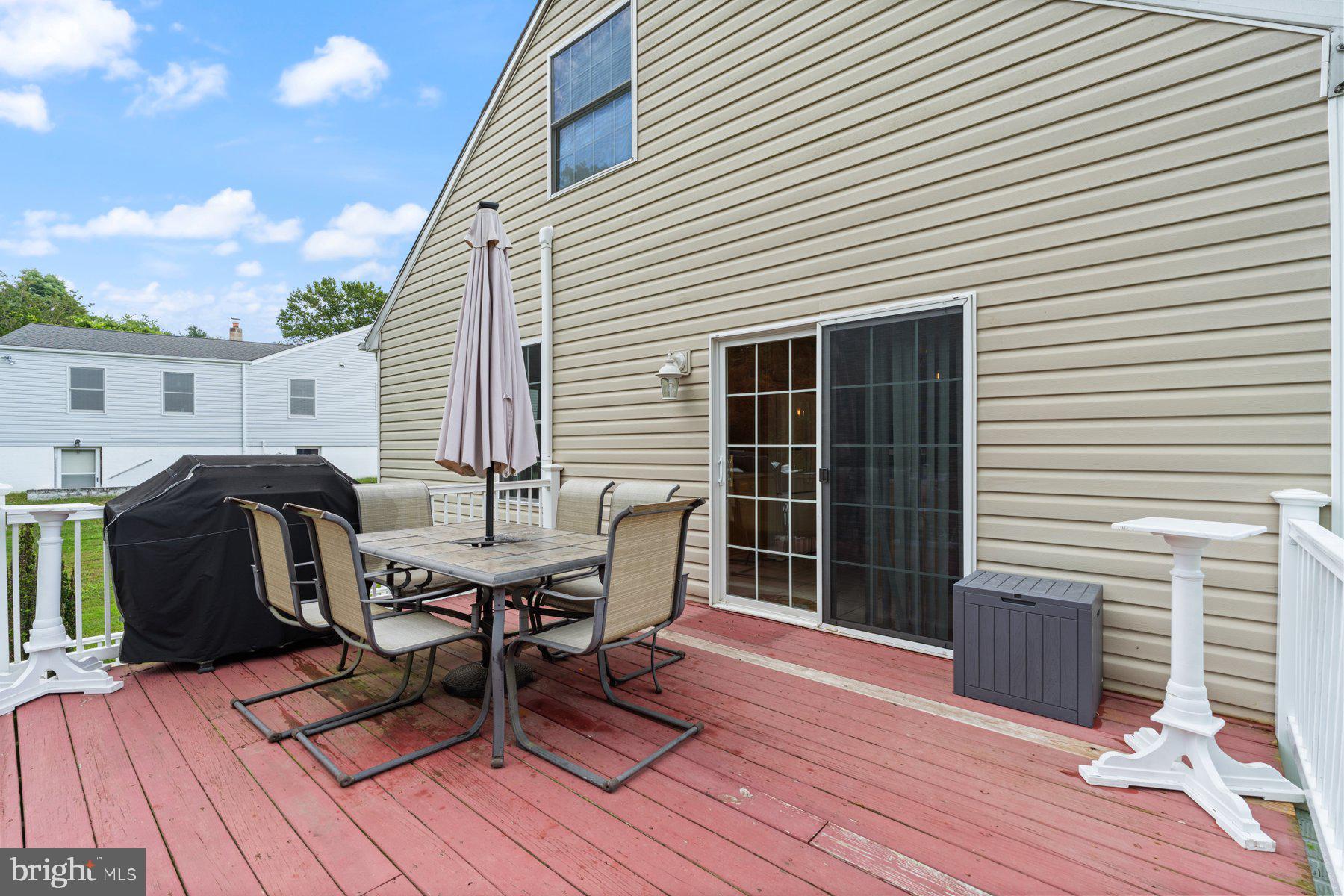 PERRY HALL - Residential