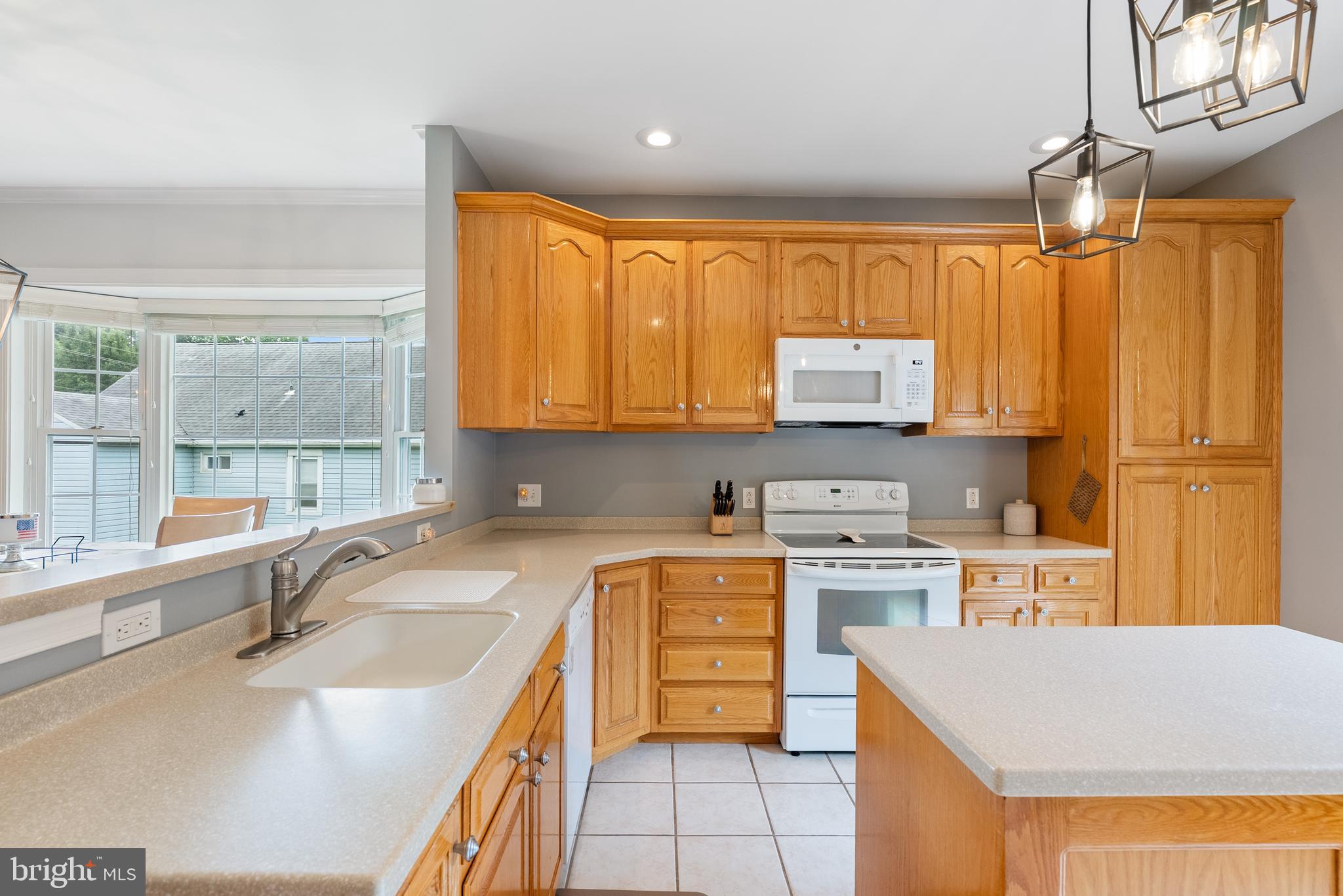 PERRY HALL - Residential