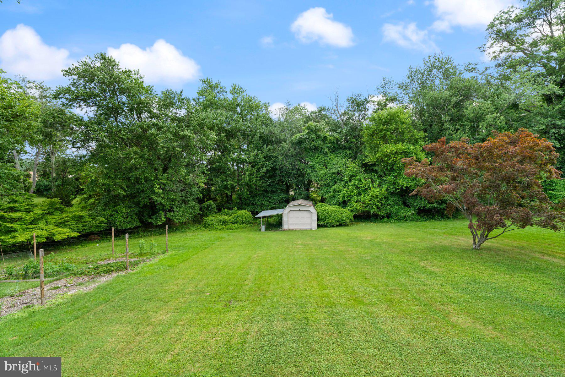 PERRY HALL - Residential